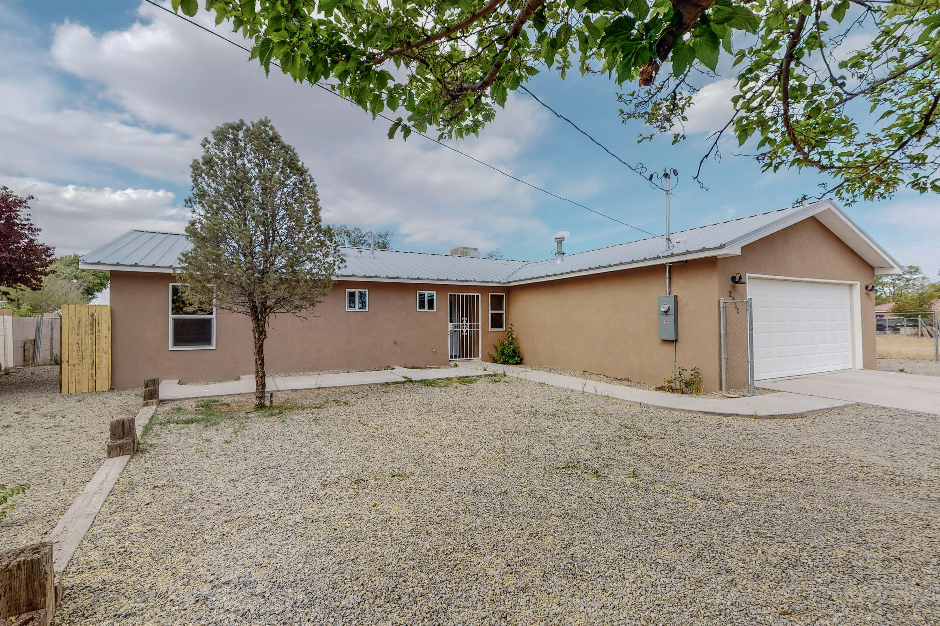 2511 Mares Road SW
