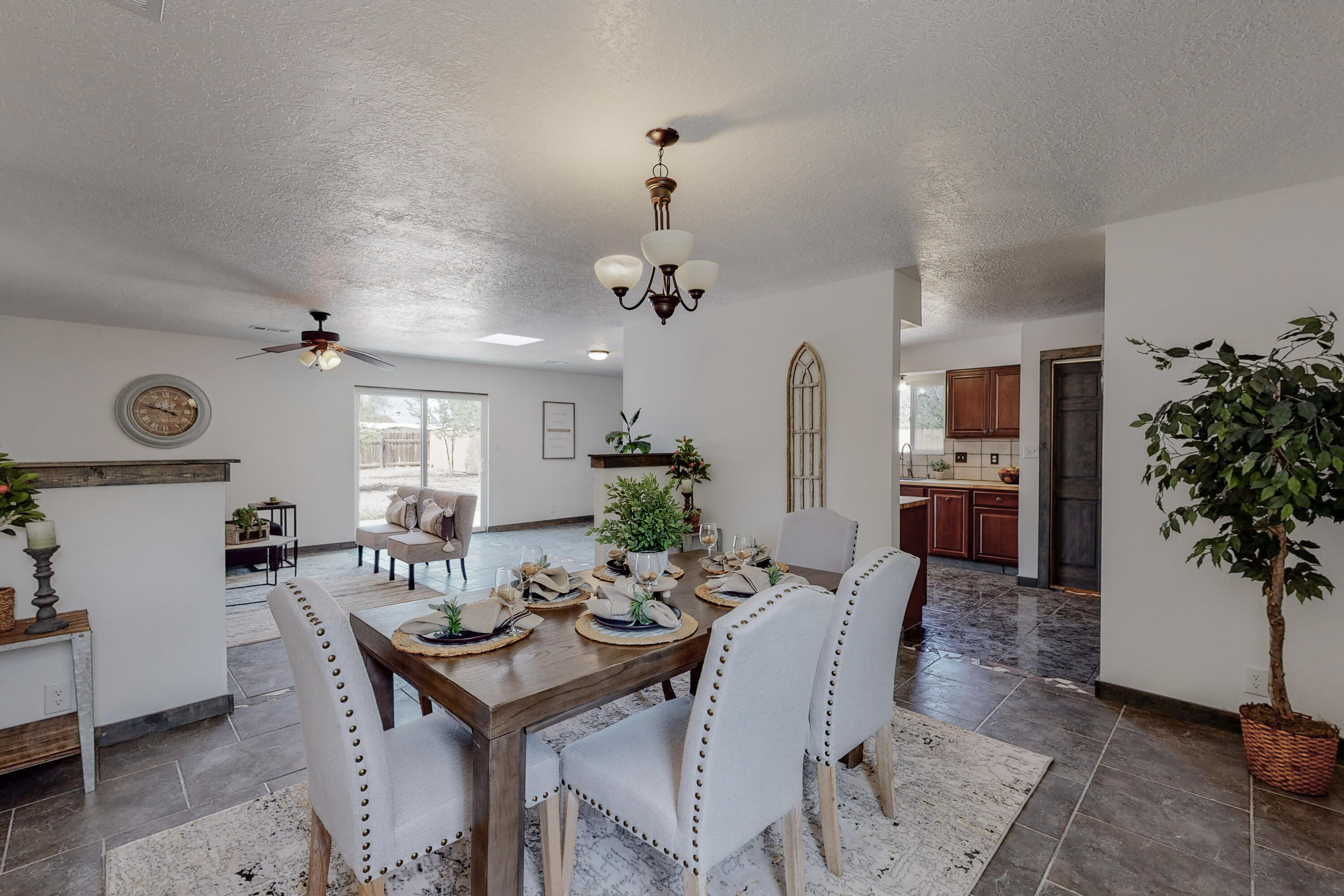 2511 Mares Road SW