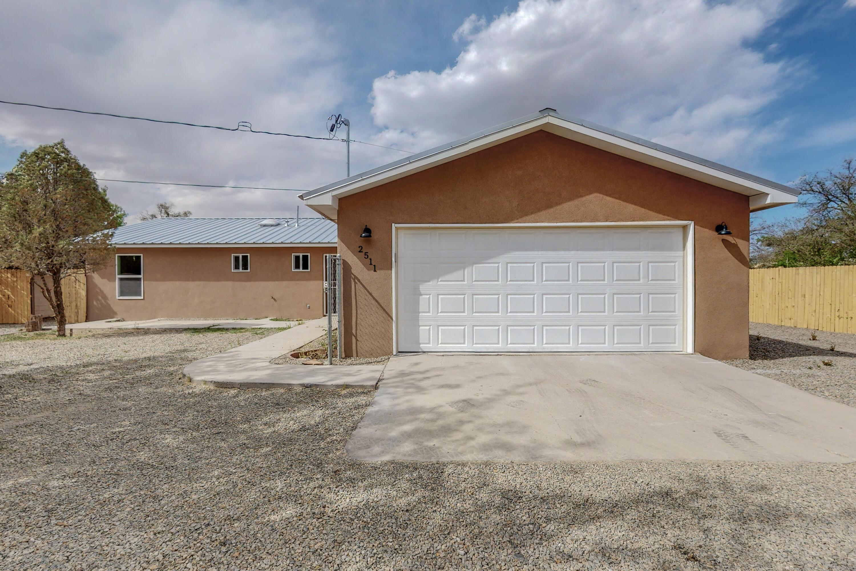 2511 Mares Road SW