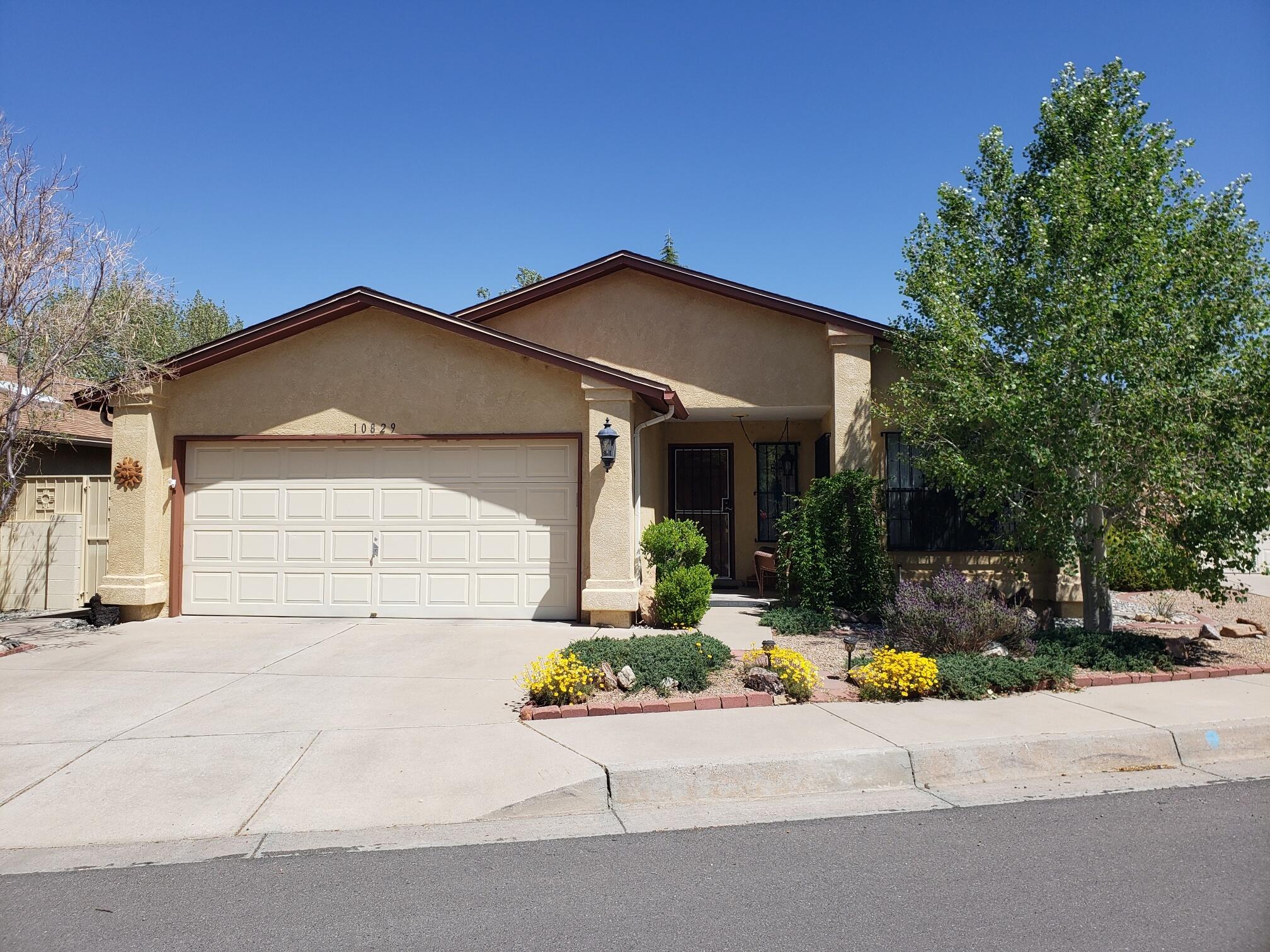 10829 TOWNE PARK Drive NE