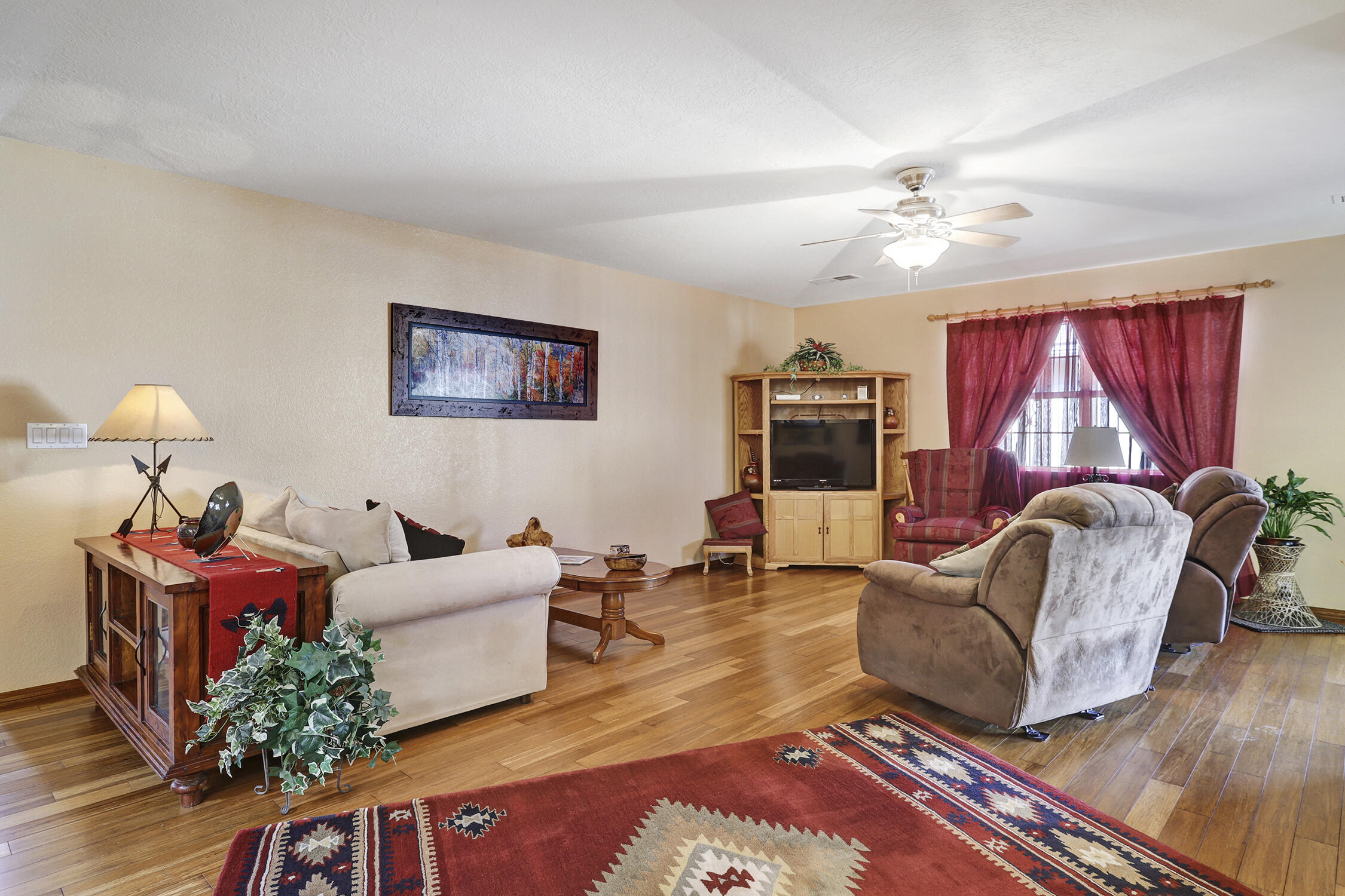10829 TOWNE PARK Drive NE