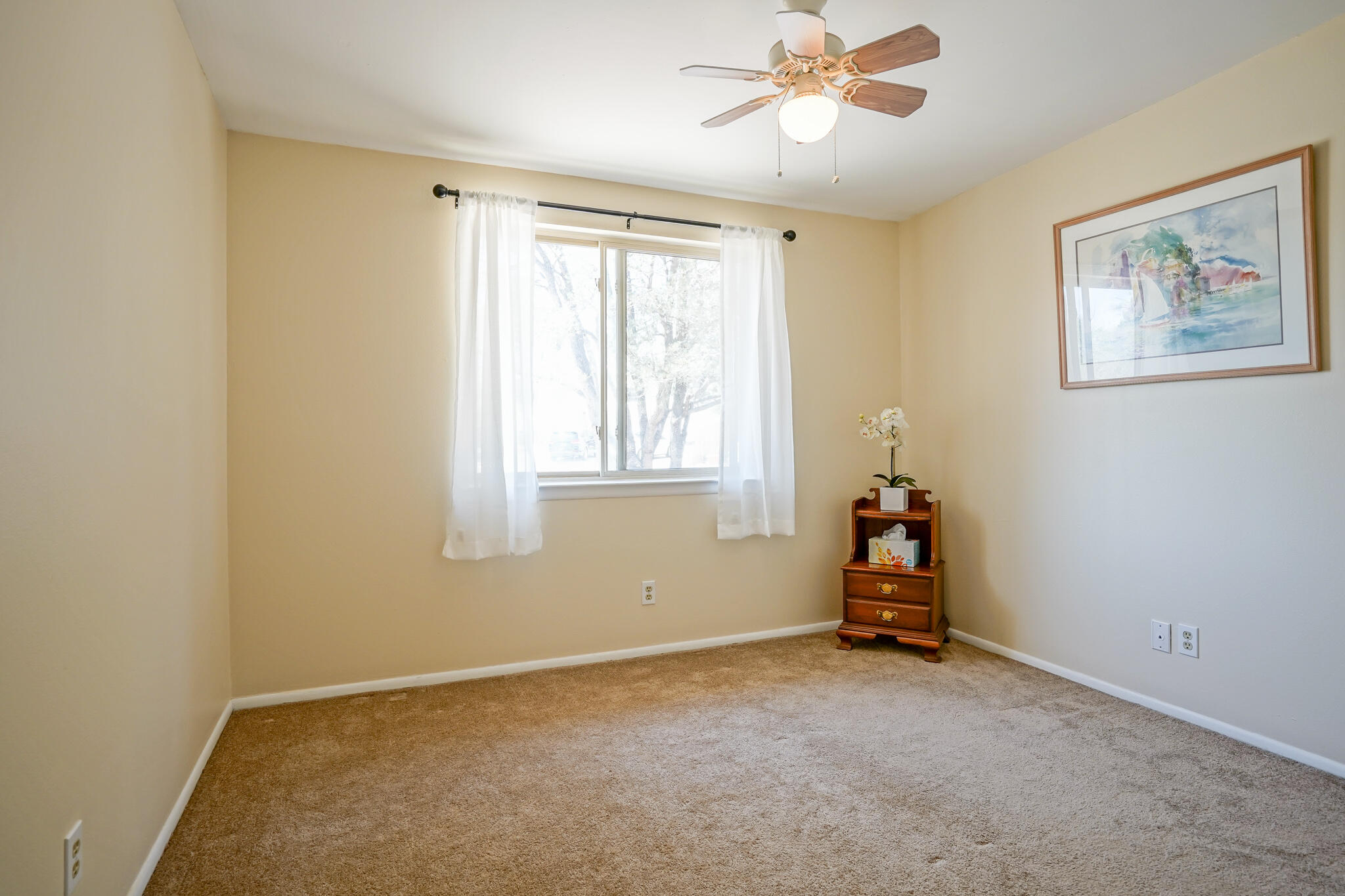 1824 SANDLER Court NE