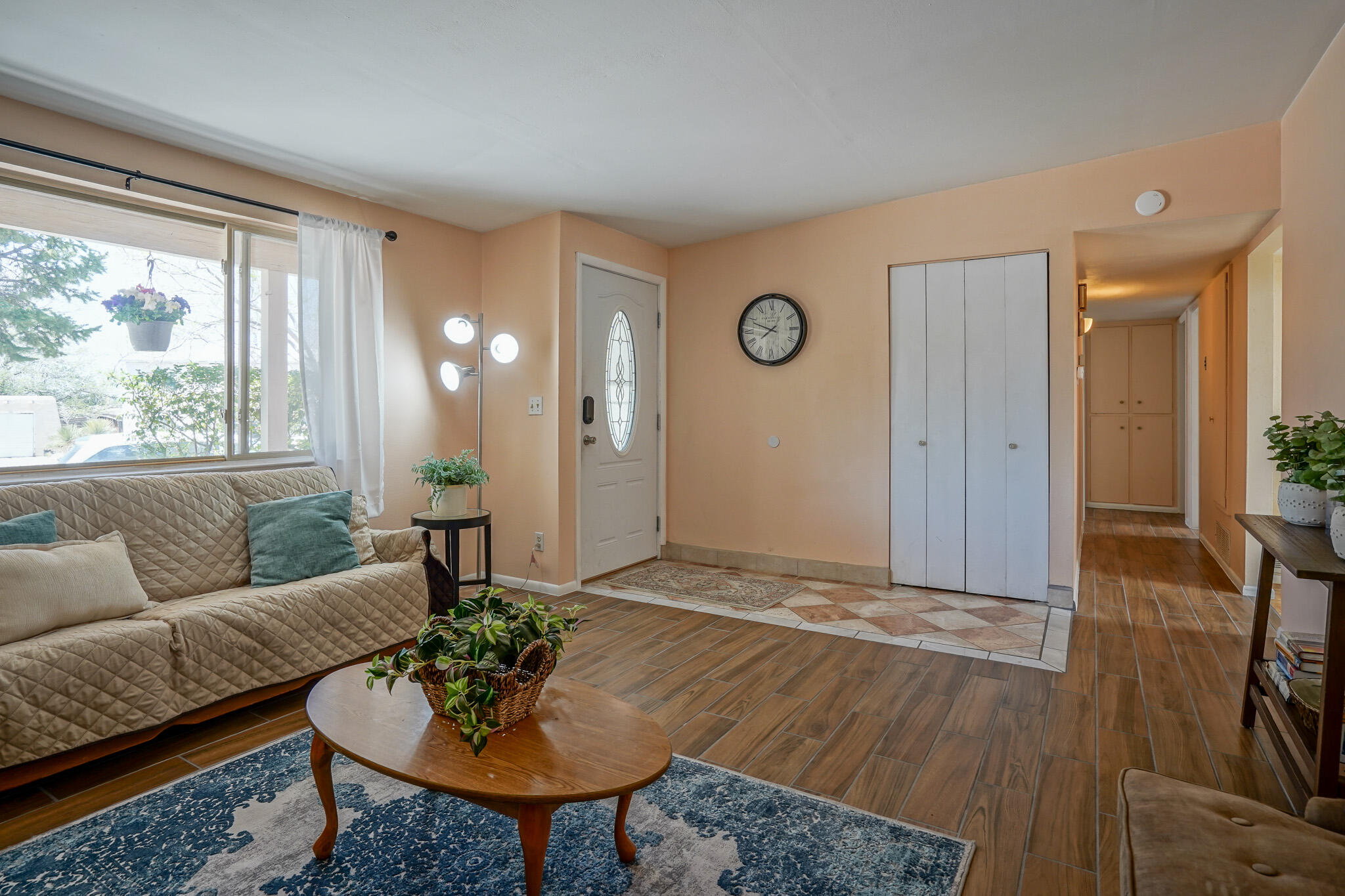 1824 SANDLER Court NE