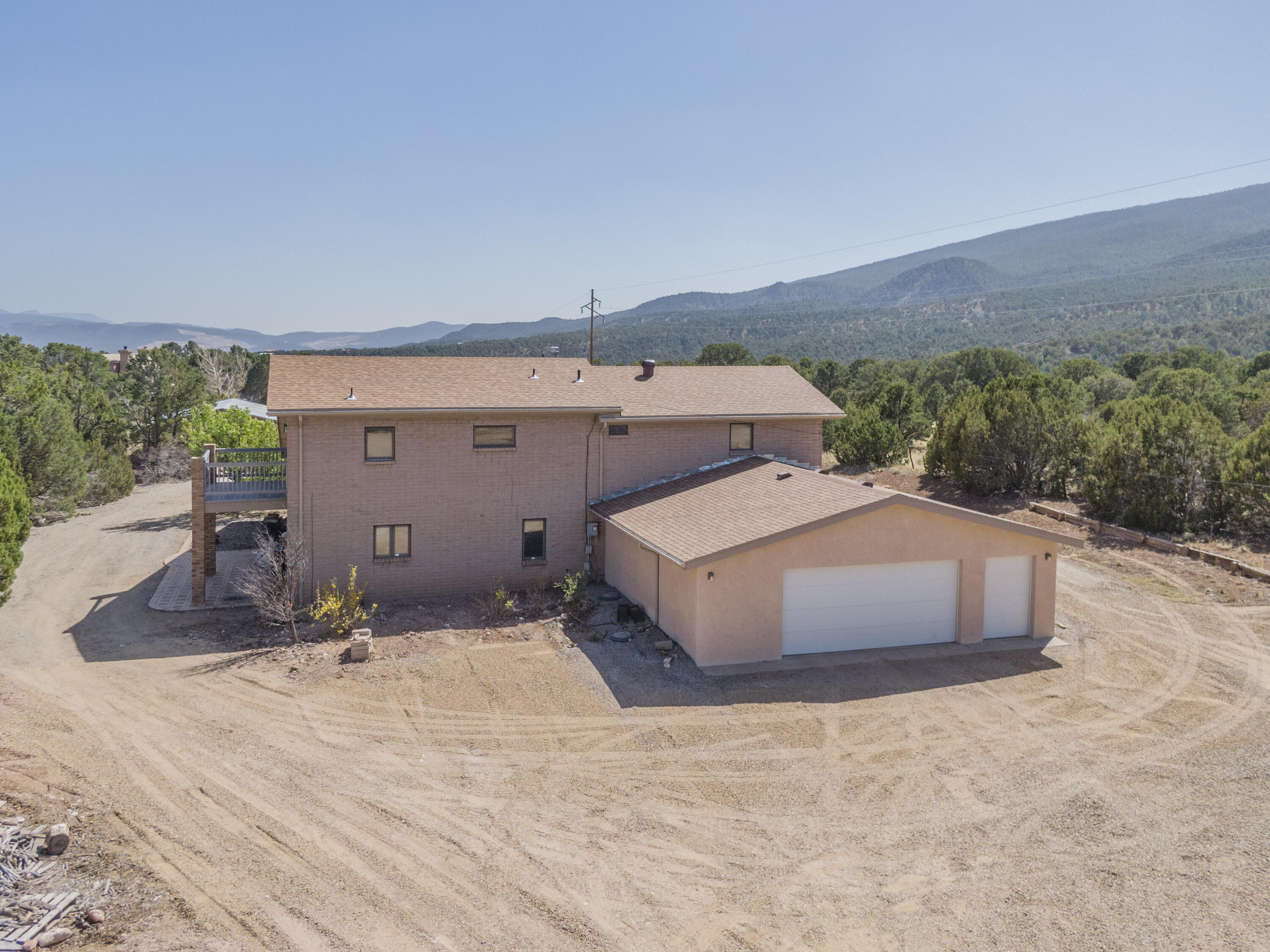 24 CHOLLA CREST Road