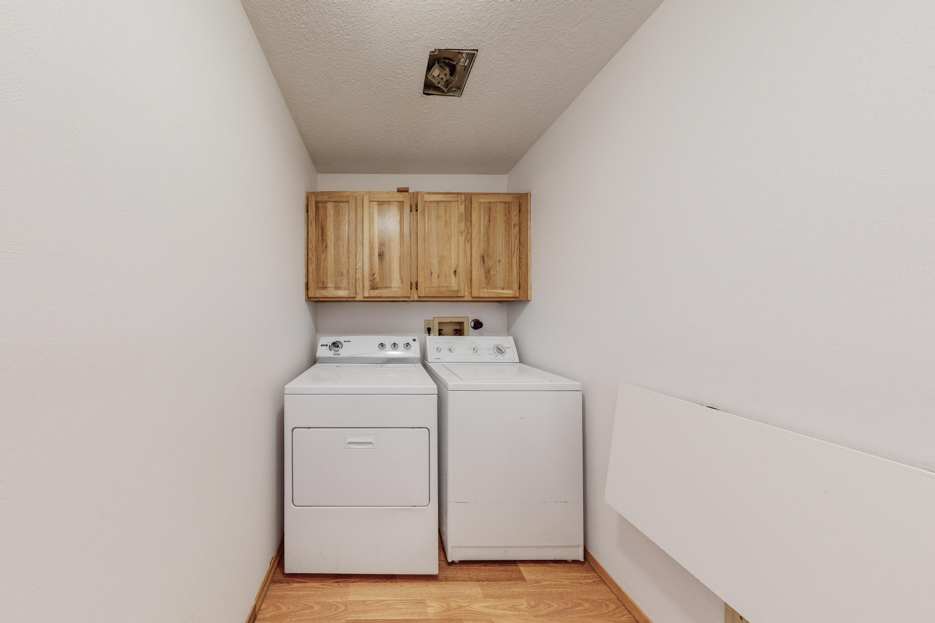 24 CHOLLA CREST Road