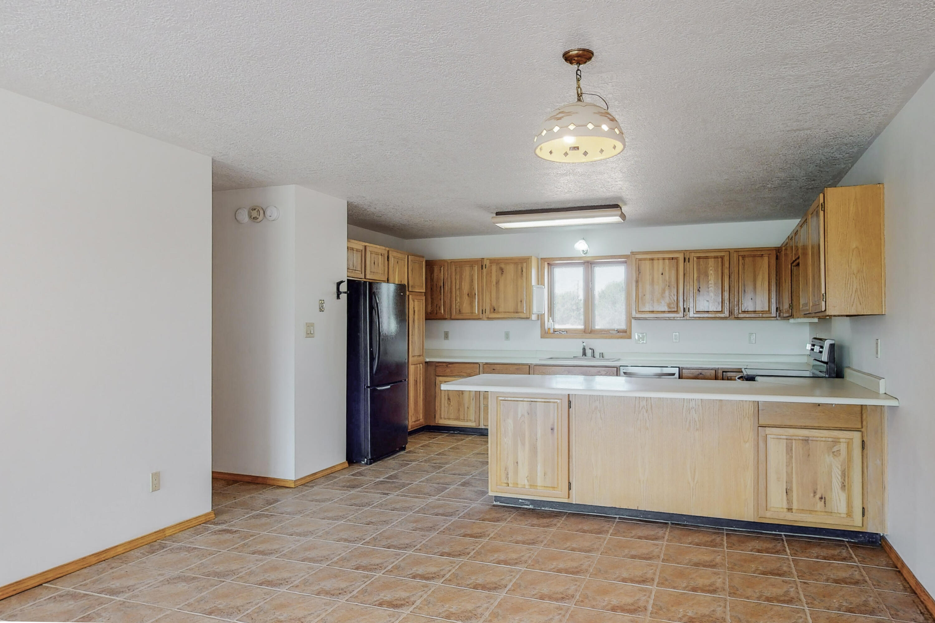24 CHOLLA CREST Road