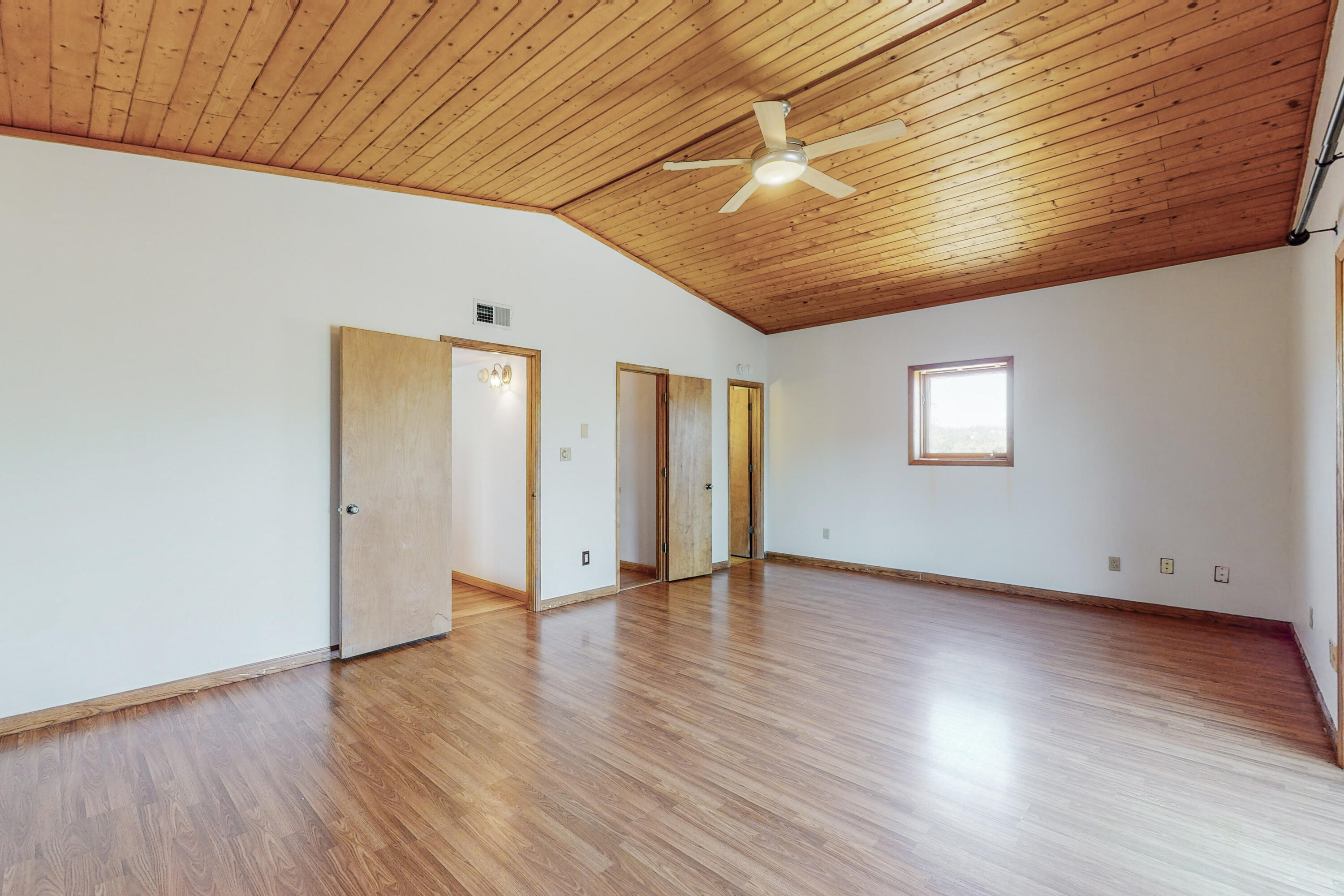 24 CHOLLA CREST Road