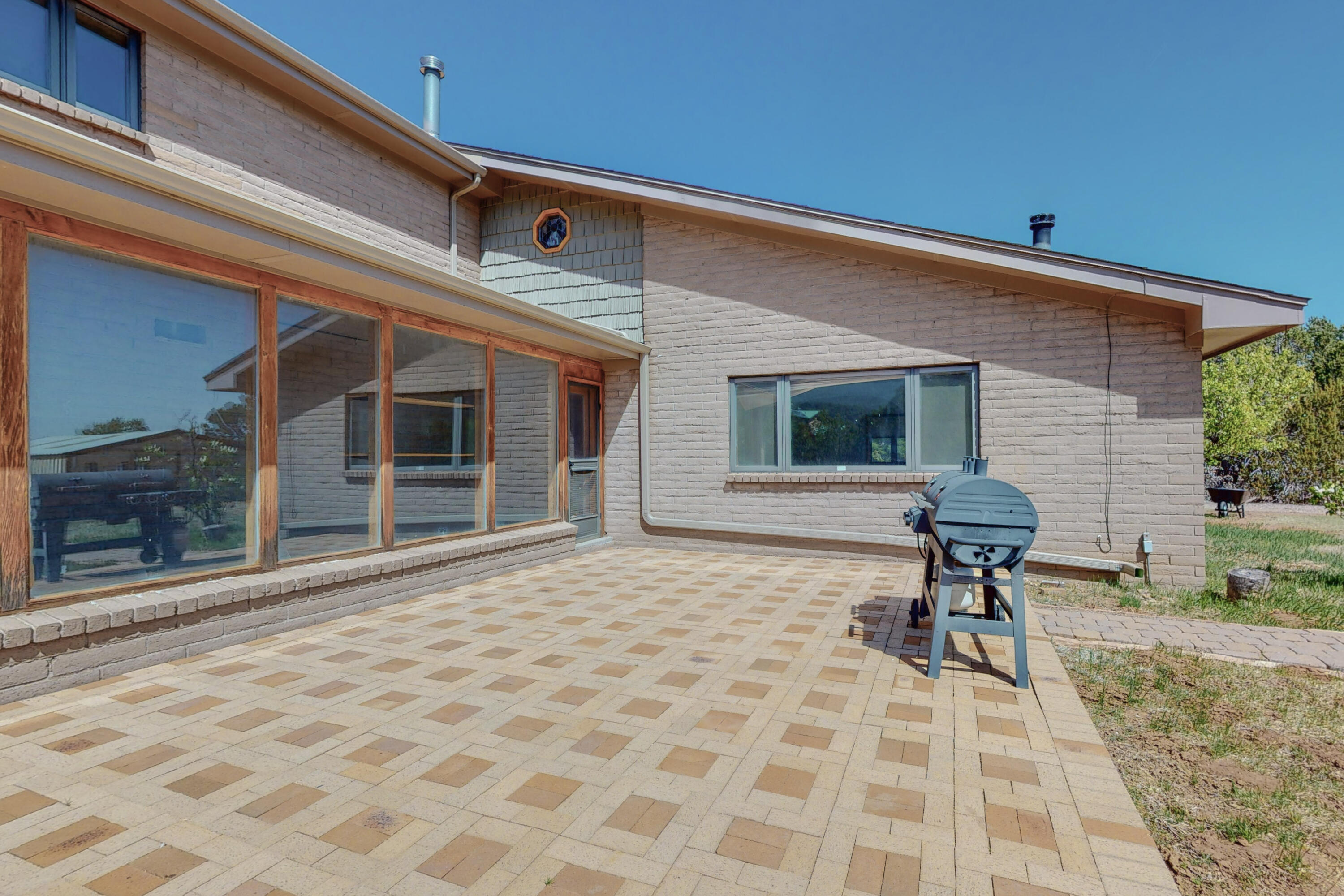24 CHOLLA CREST Road