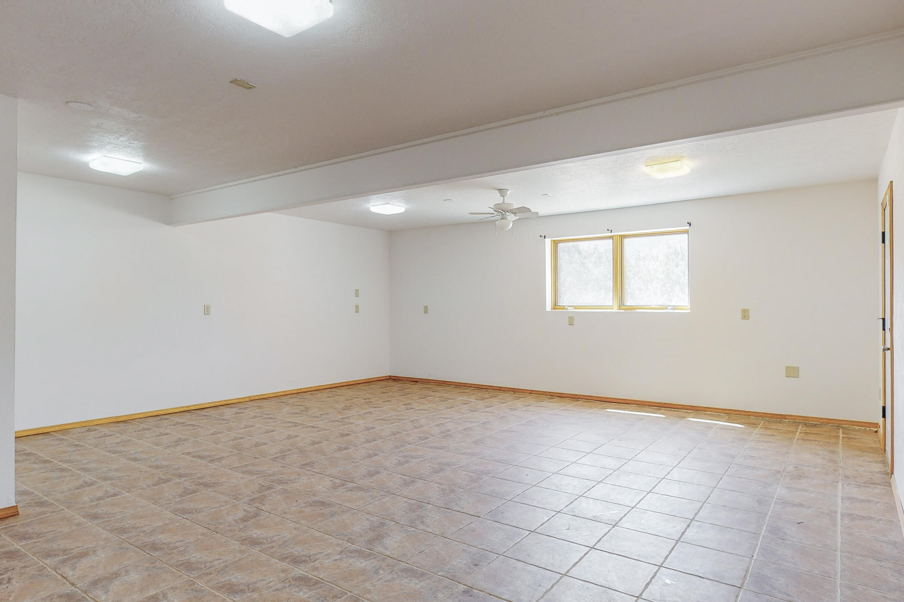 24 CHOLLA CREST Road