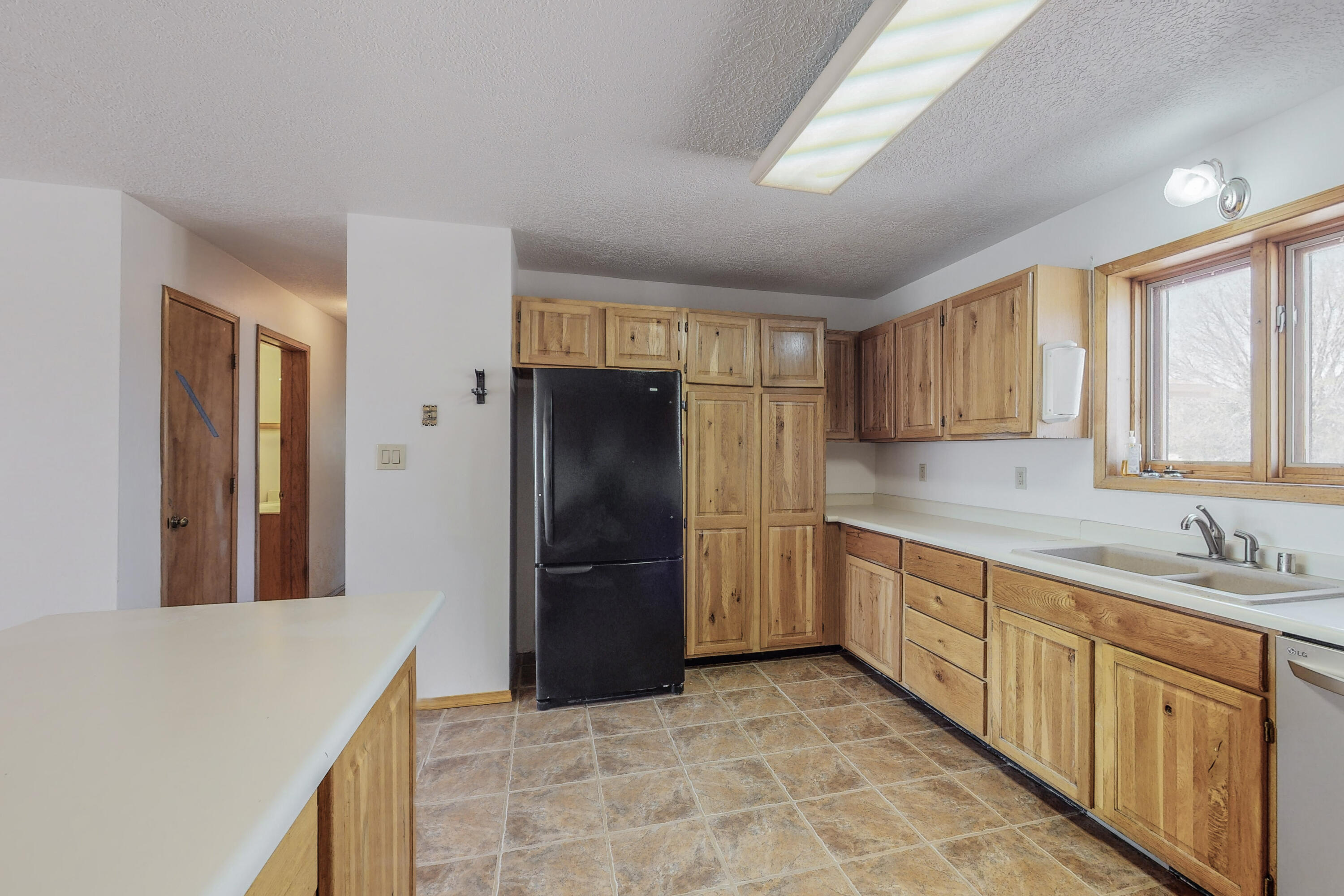 24 CHOLLA CREST Road