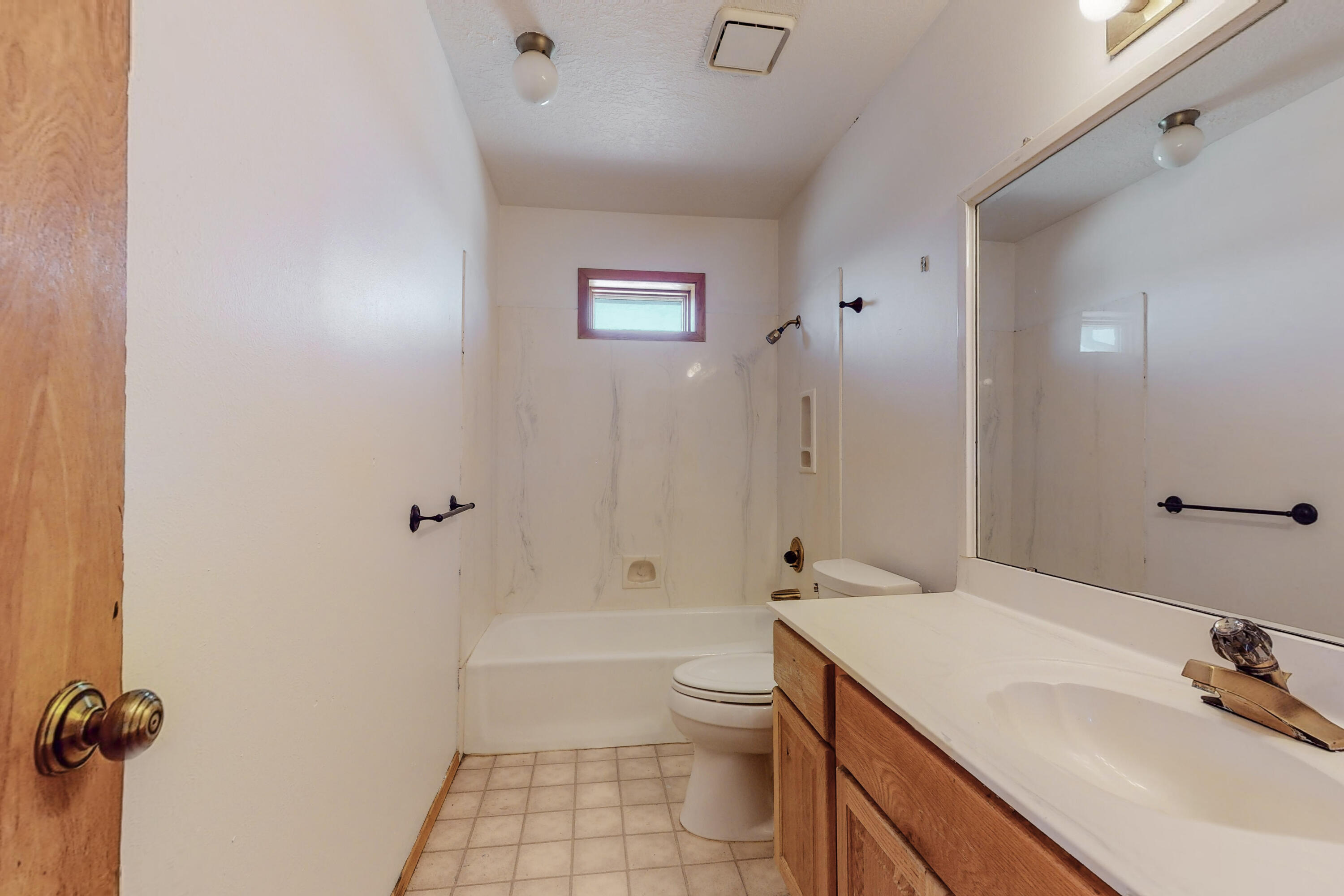 24 CHOLLA CREST Road