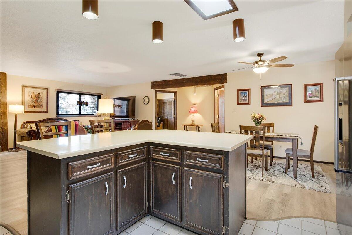 401 MONTE LARGO Drive NE