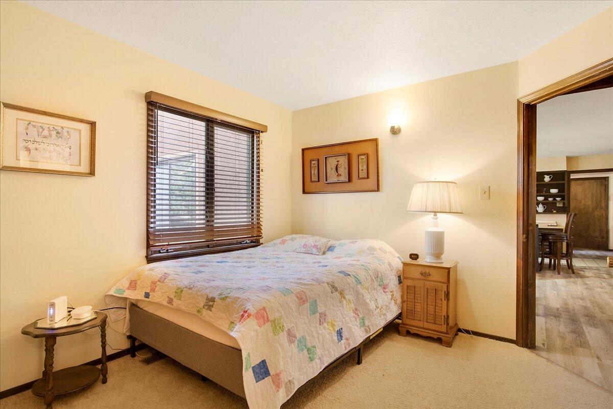 401 MONTE LARGO Drive NE