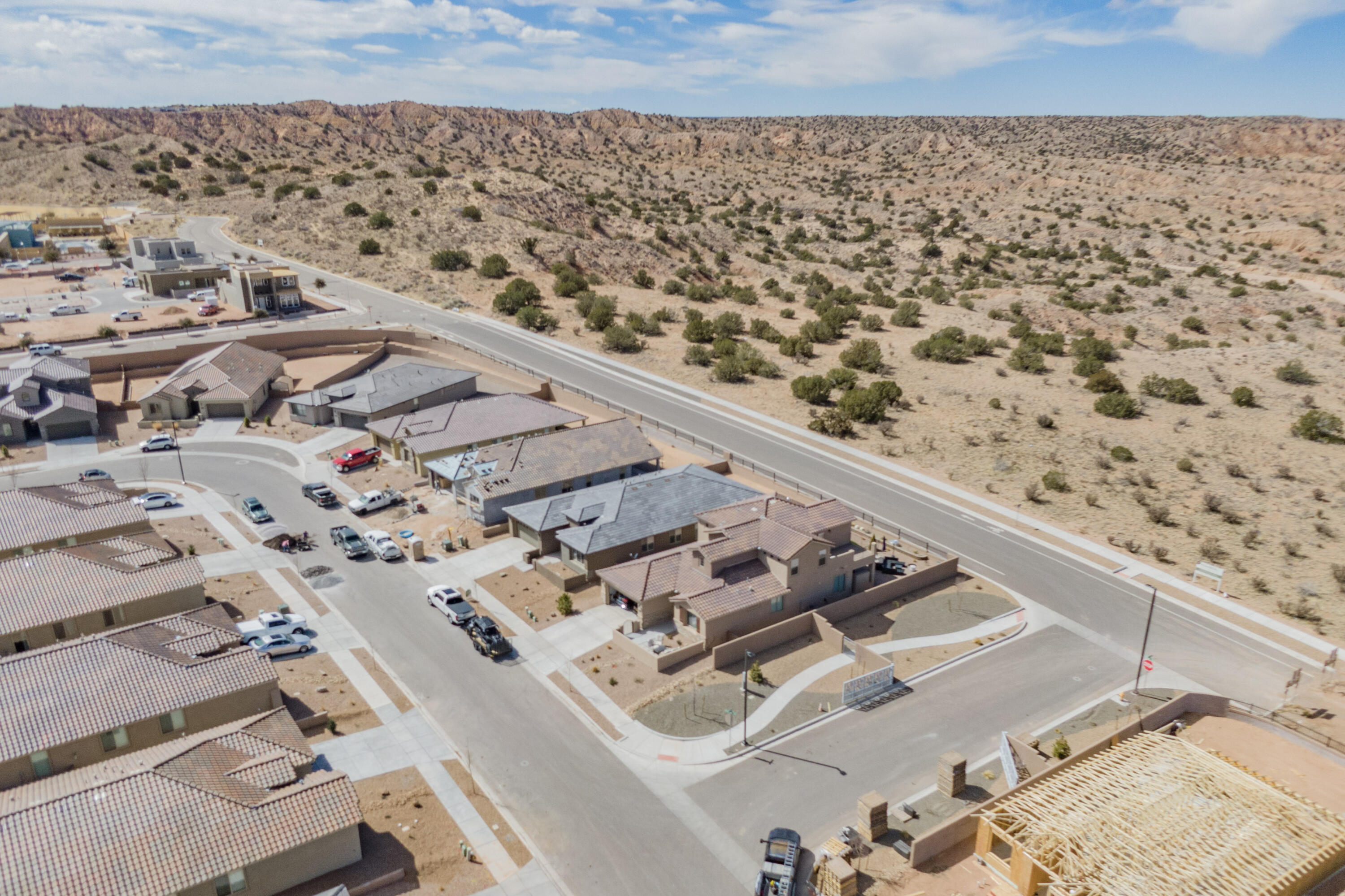 2793 KINGS CANYON Loop NE
