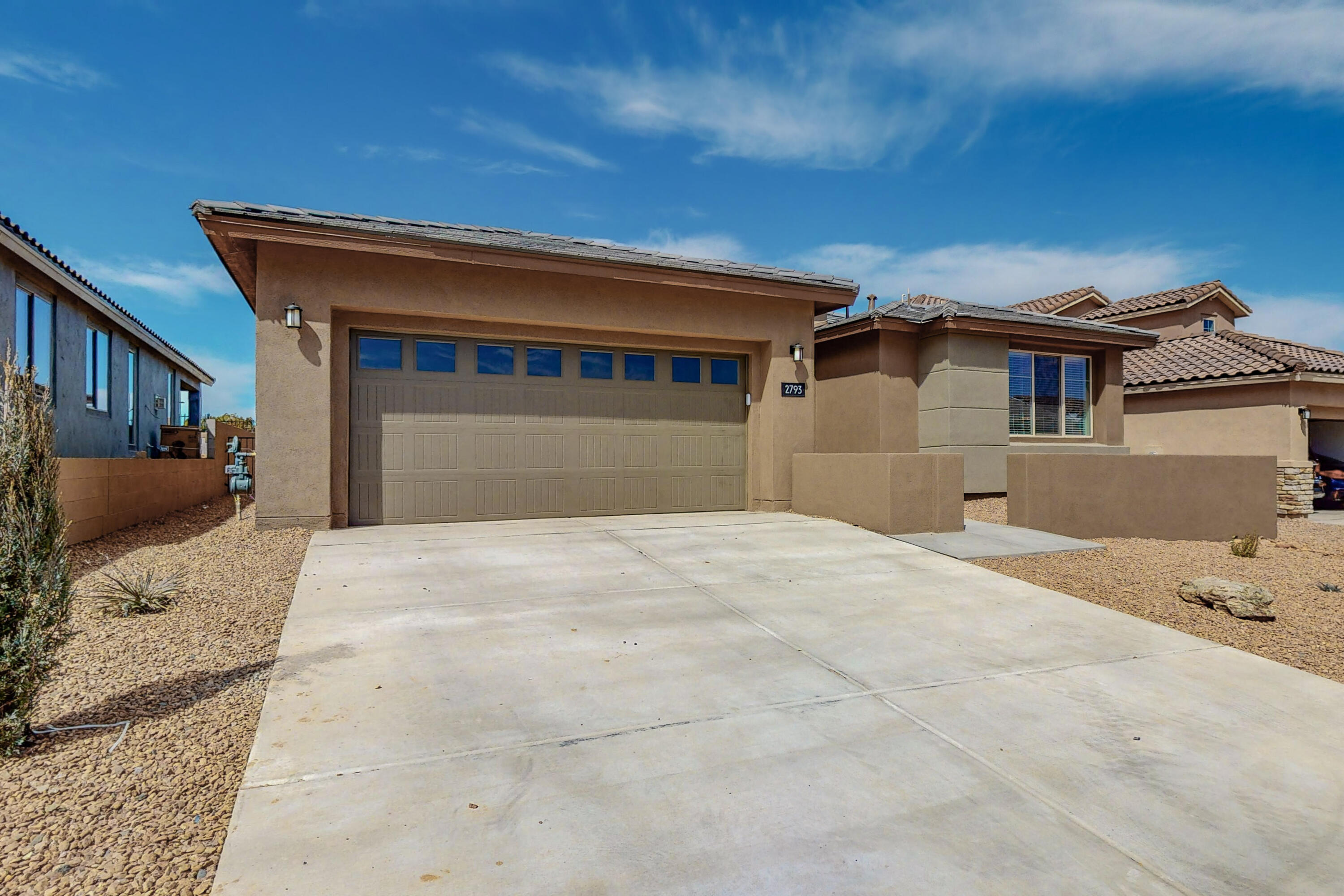 2793 KINGS CANYON Loop NE