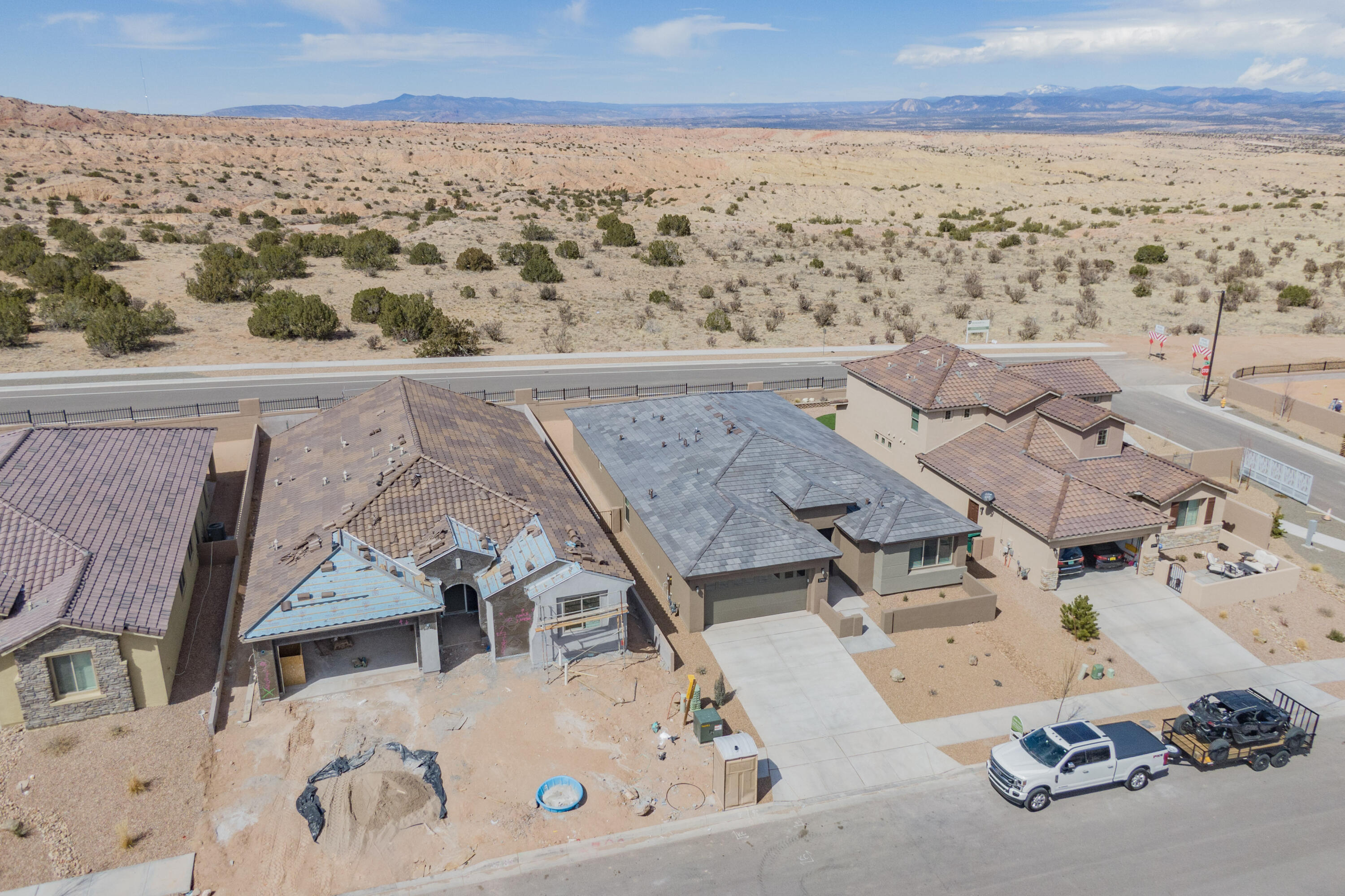 2793 KINGS CANYON Loop NE