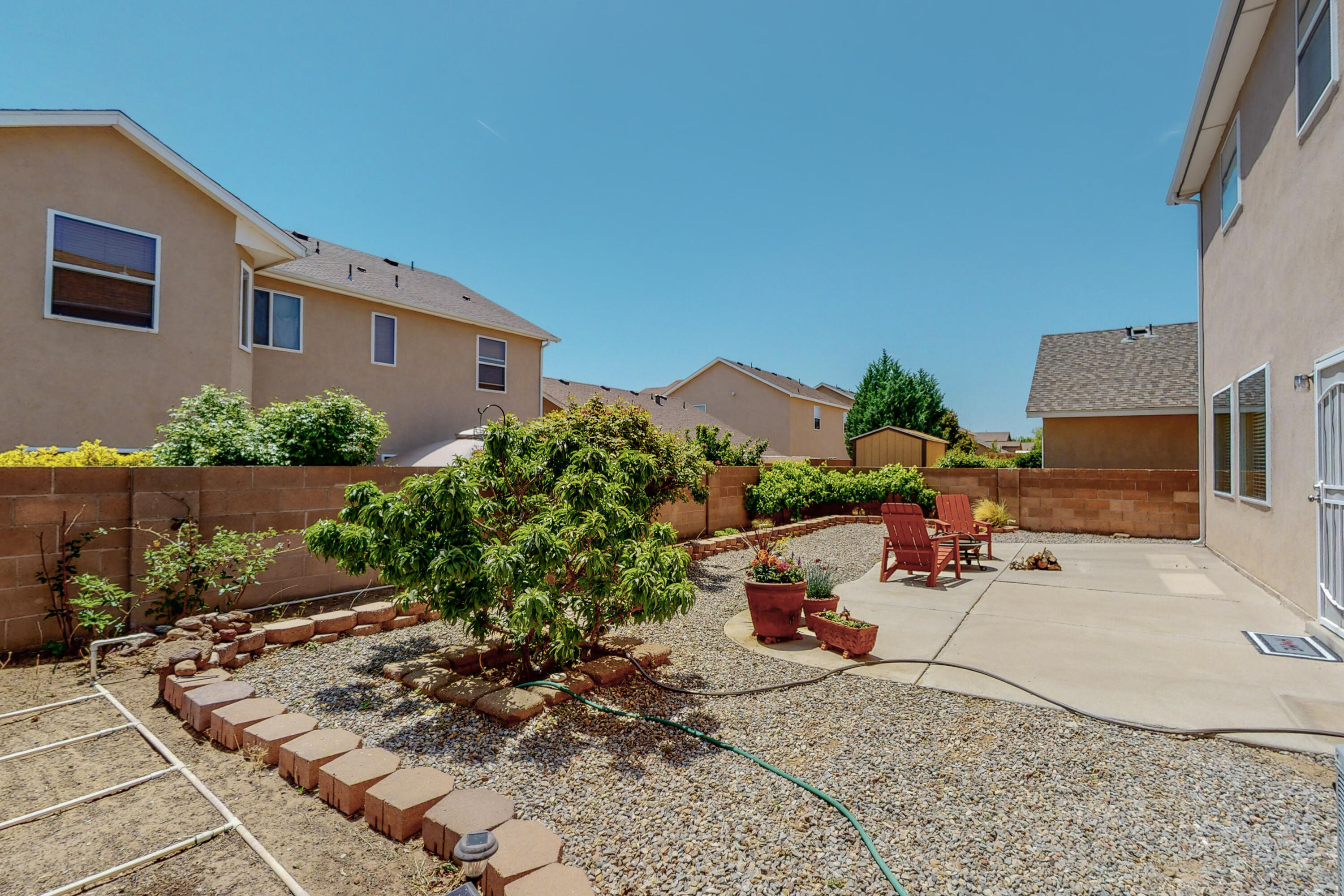 2106 N ENSENADA Circle SE