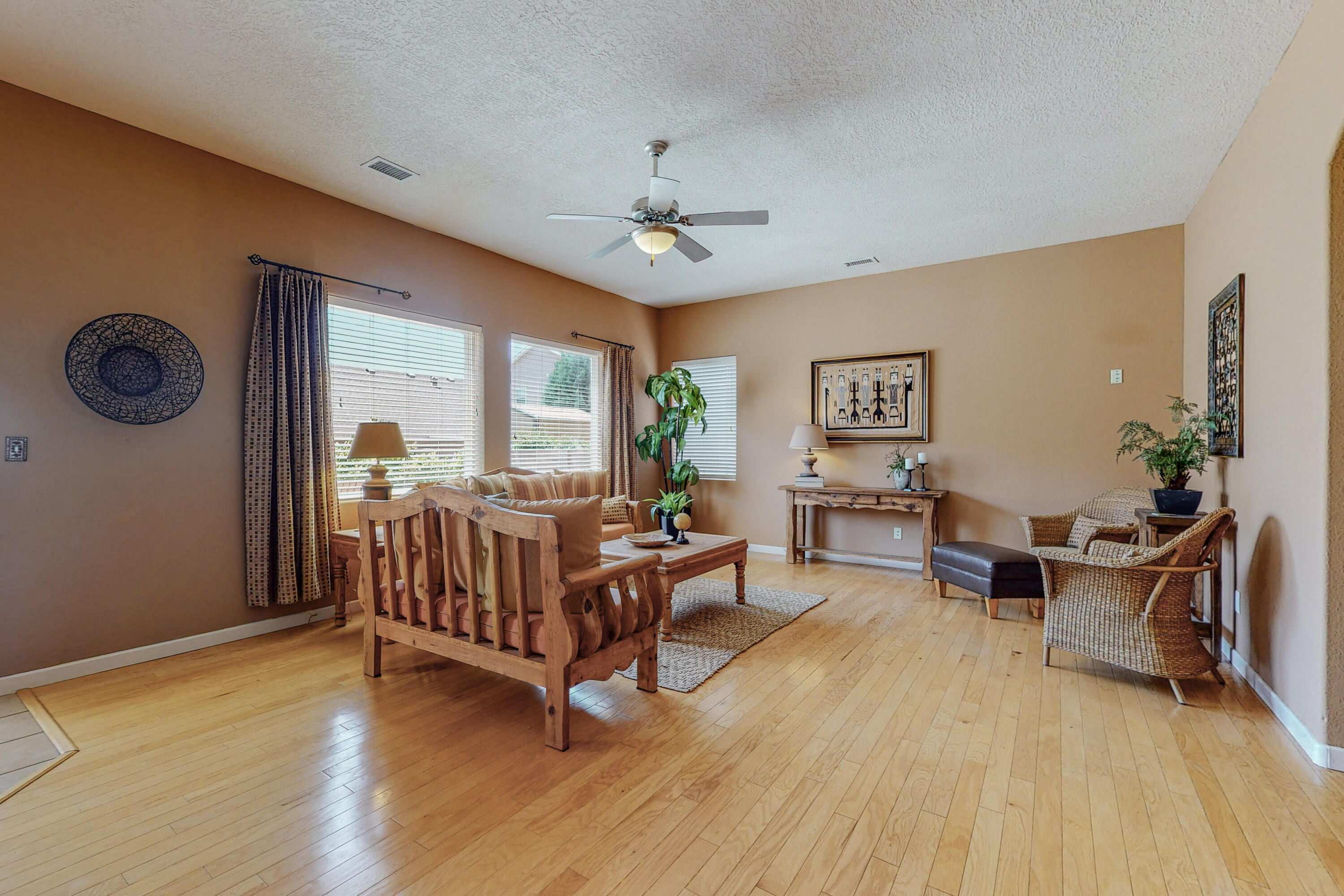 2106 N ENSENADA Circle SE