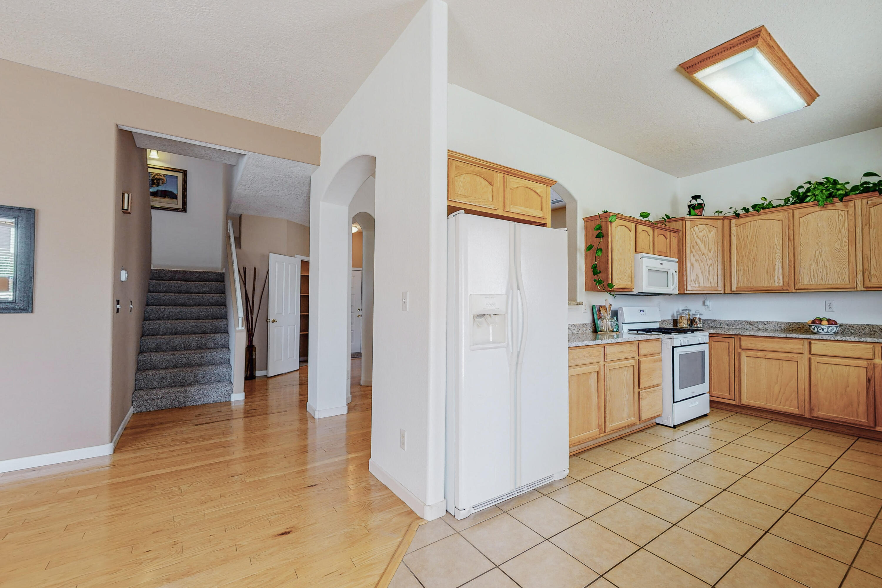 2106 N ENSENADA Circle SE