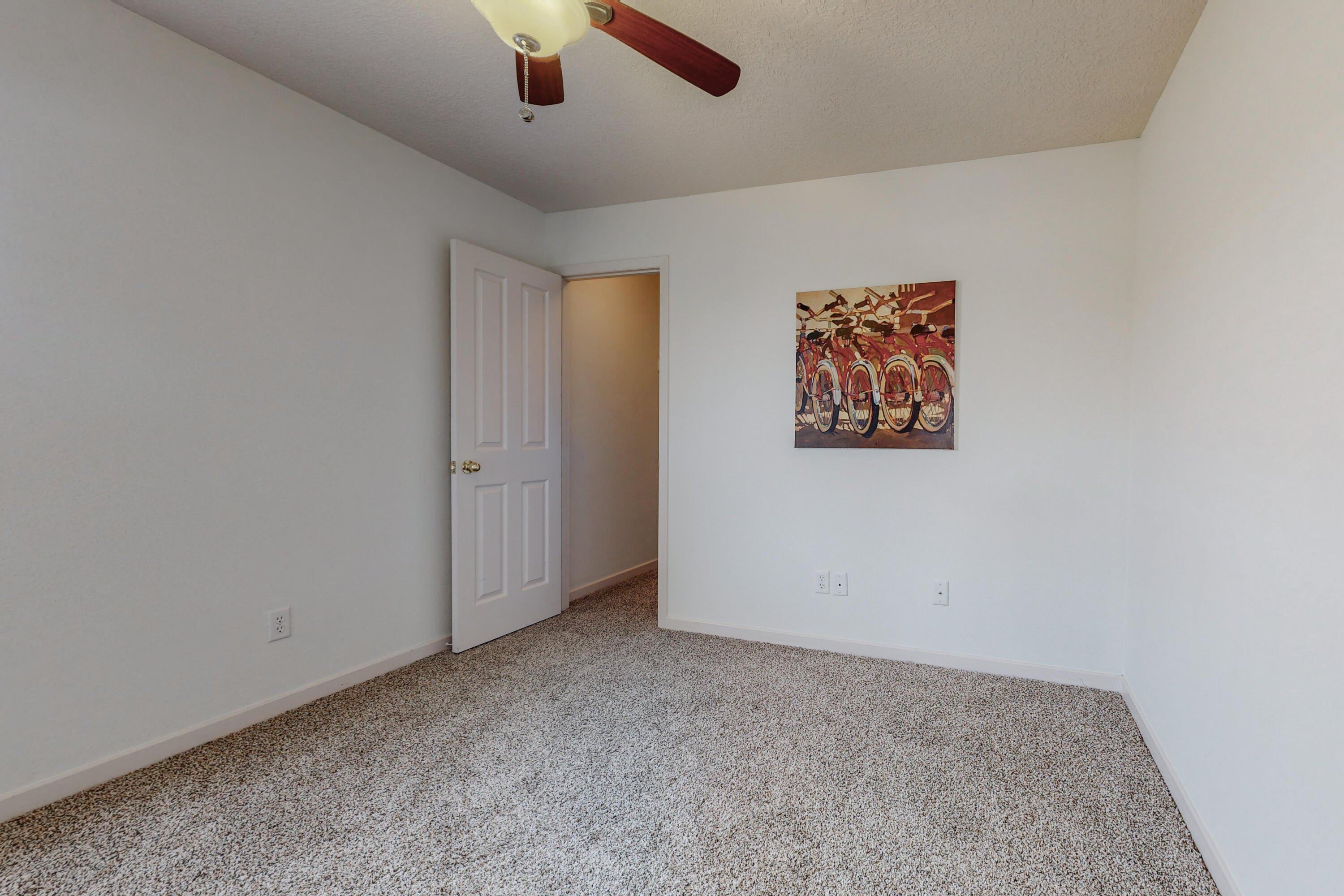 2106 N ENSENADA Circle SE