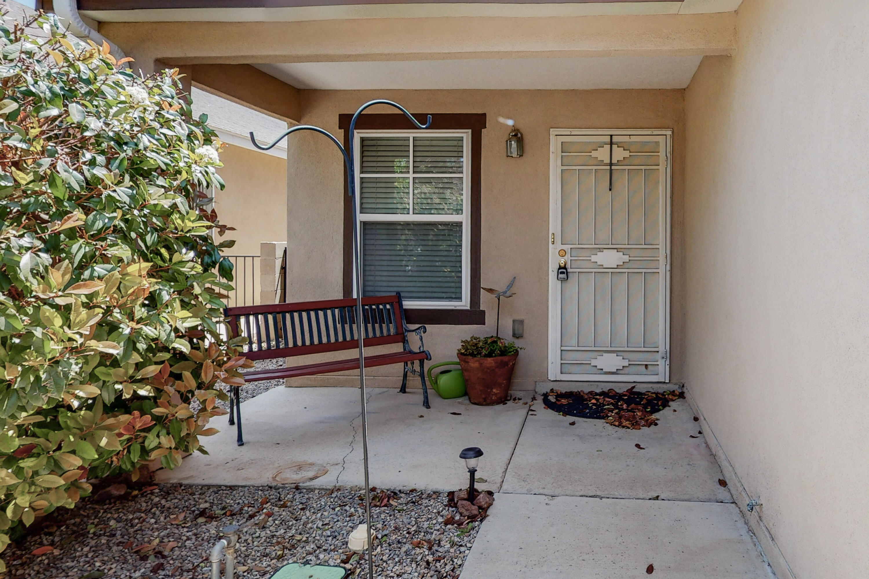 2106 N ENSENADA Circle SE
