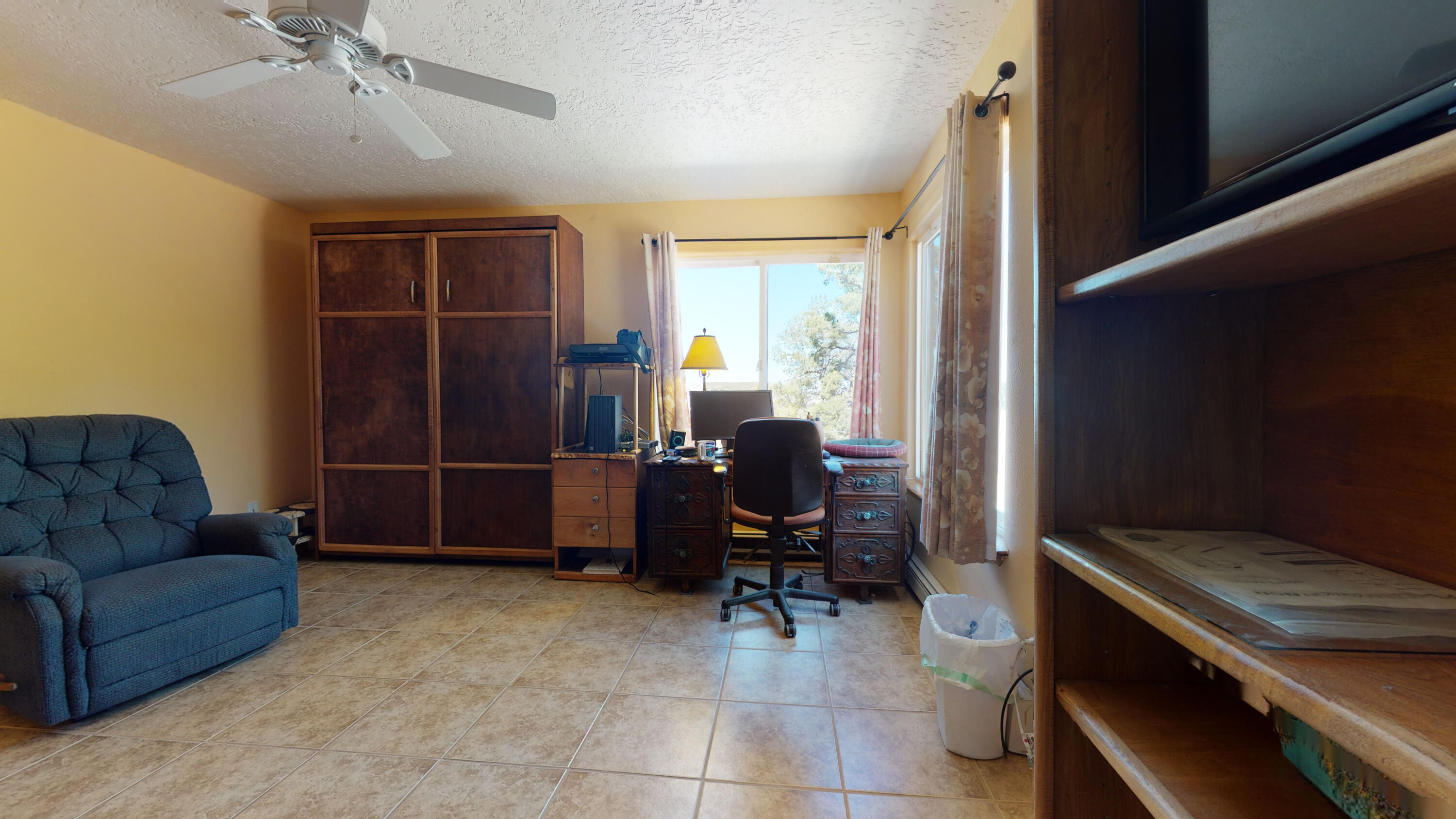 30 Anne Pickard Loop
