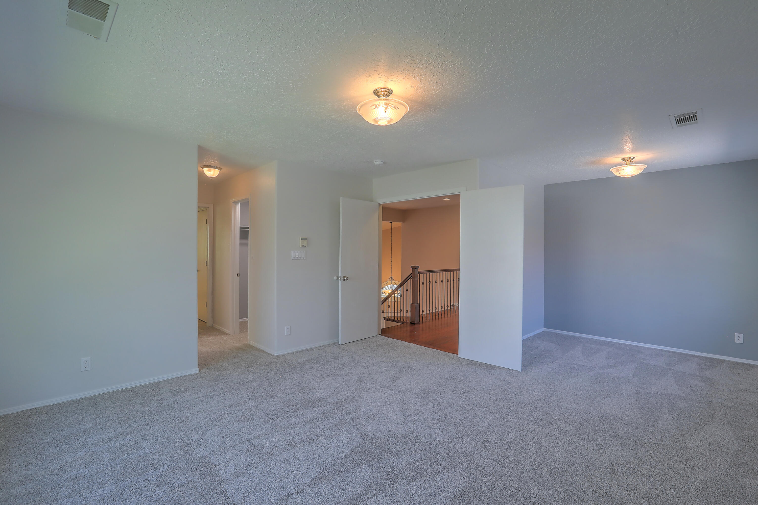 6108 INNSBROOK Court NE