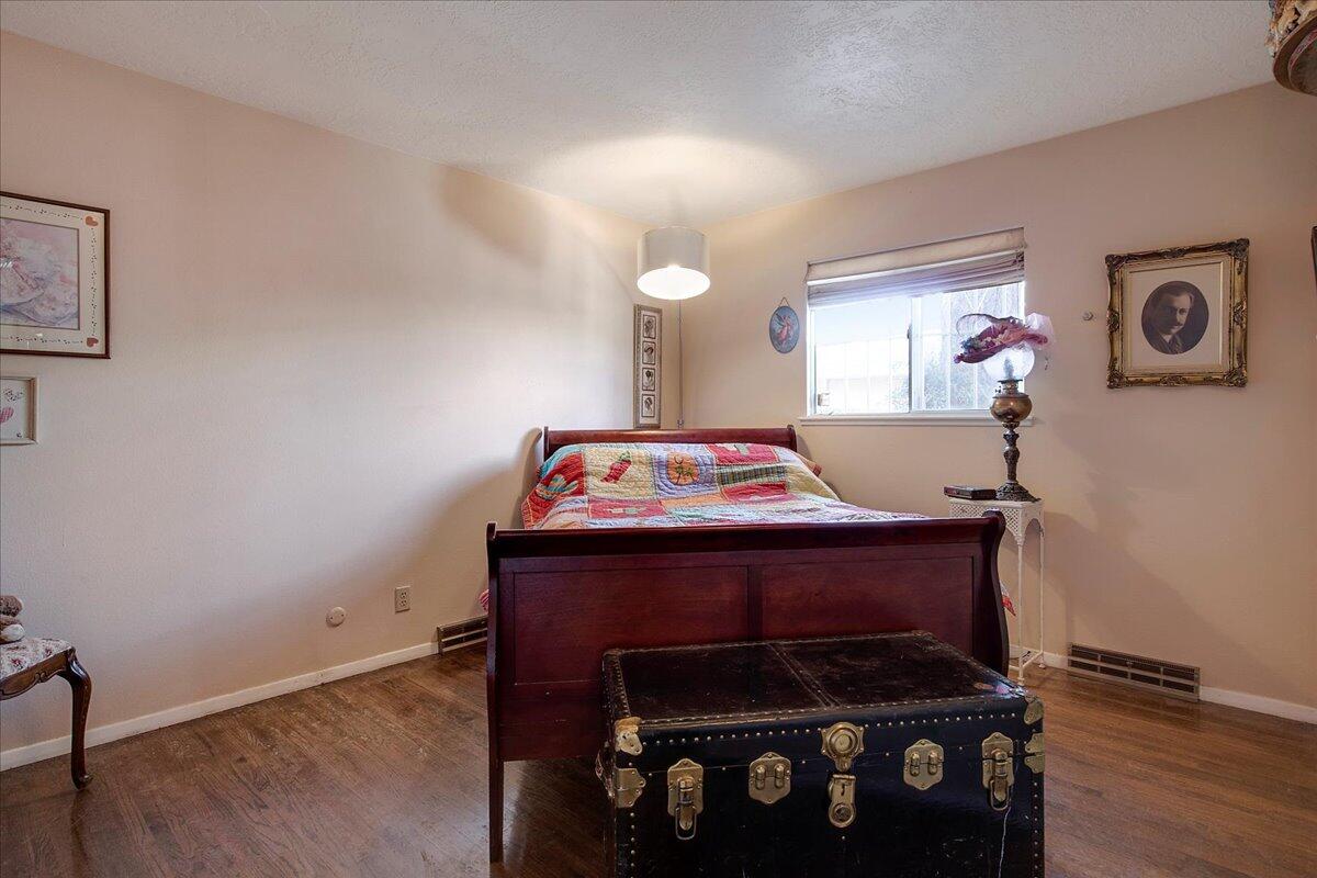 7417 ARROYO DEL OSO Avenue NE