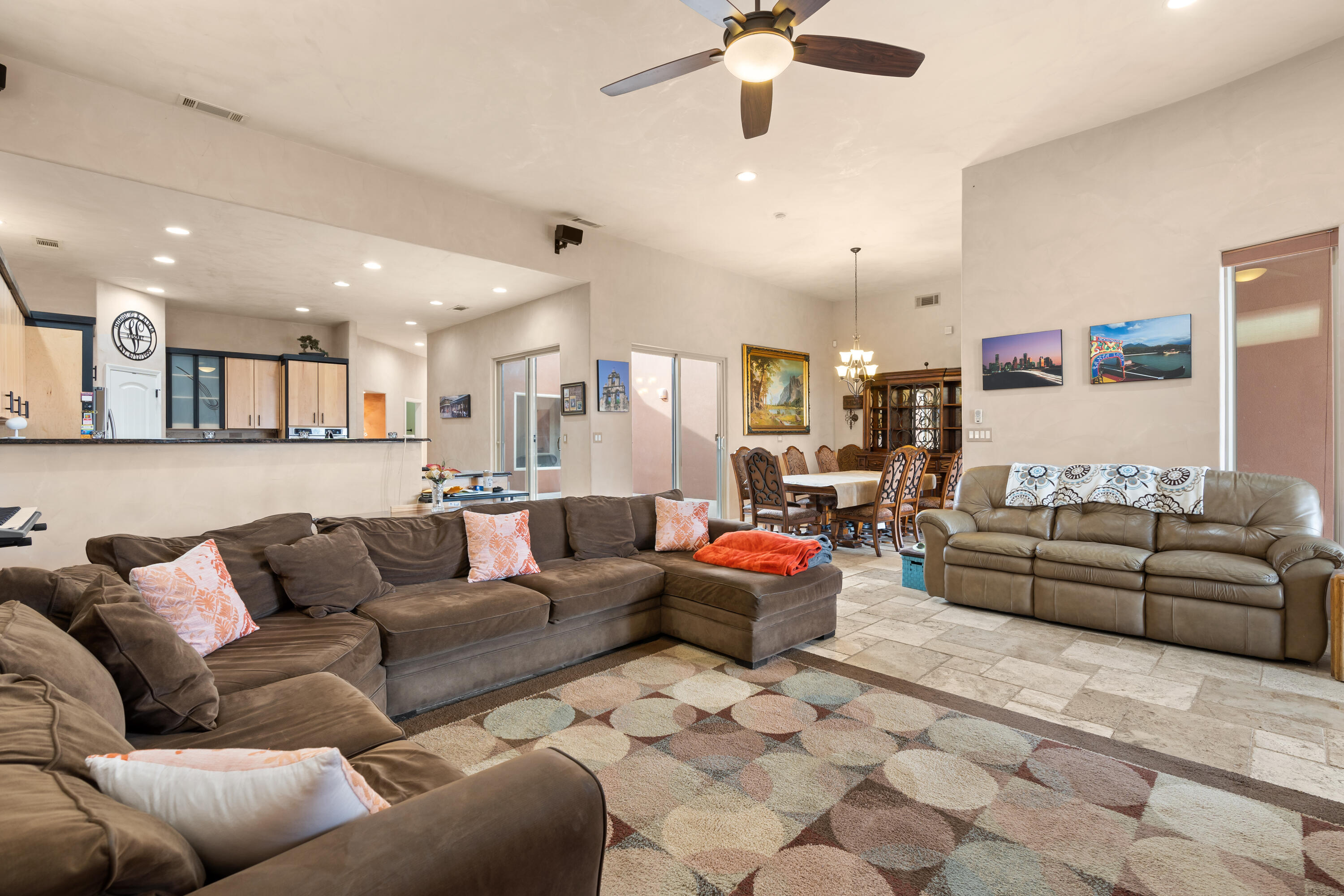8012 EMERALD Drive NW