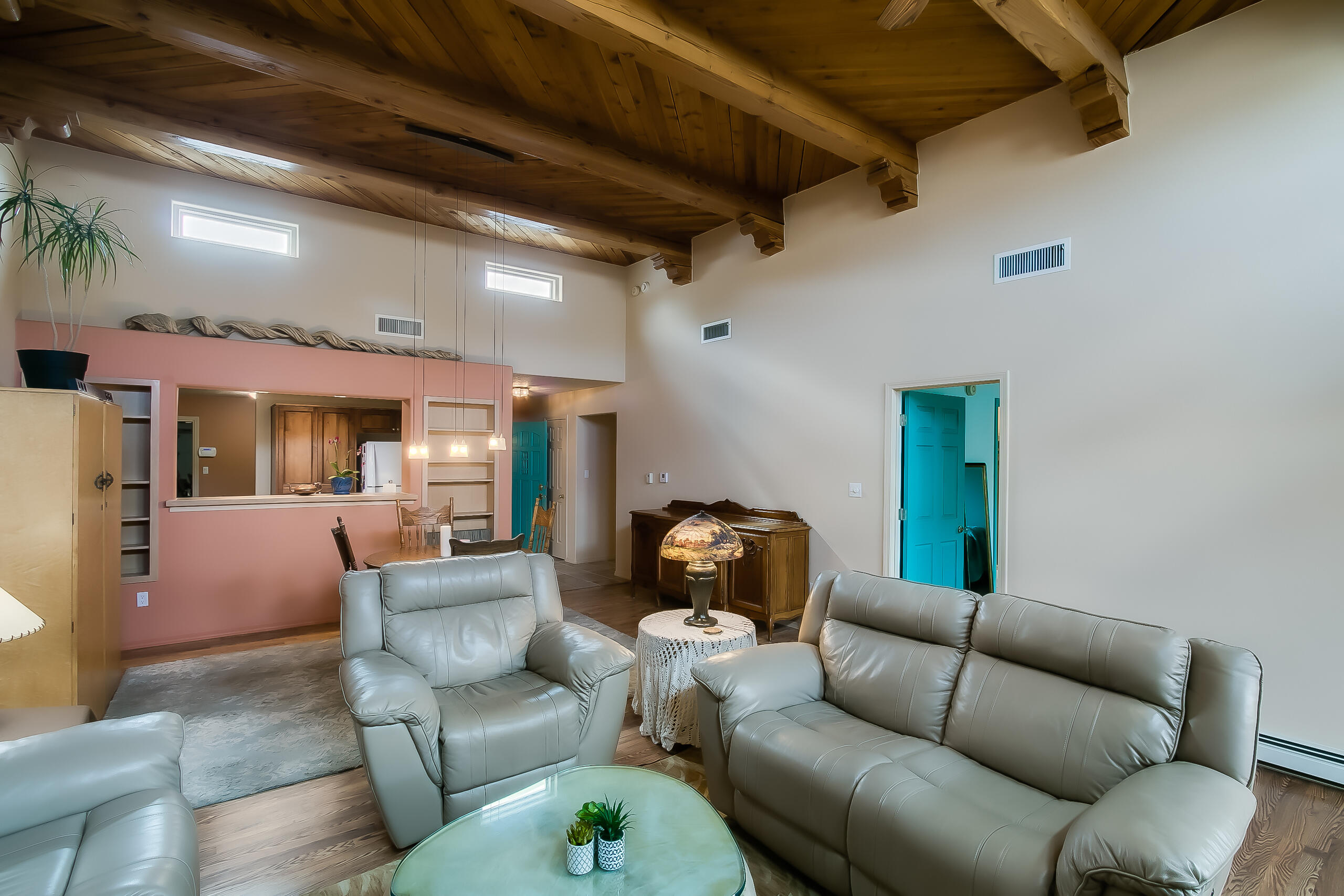 6606 Las Casitas Court NW