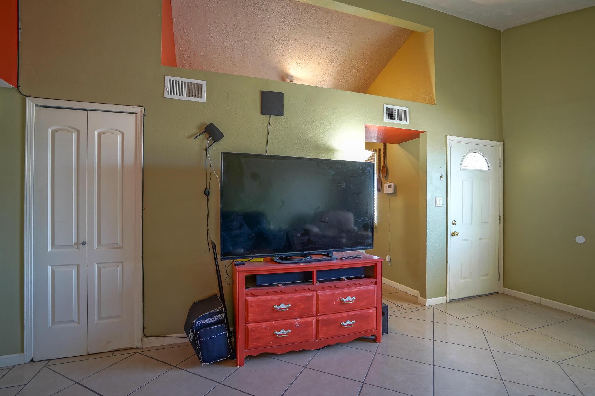 78 PECOS Loop SE