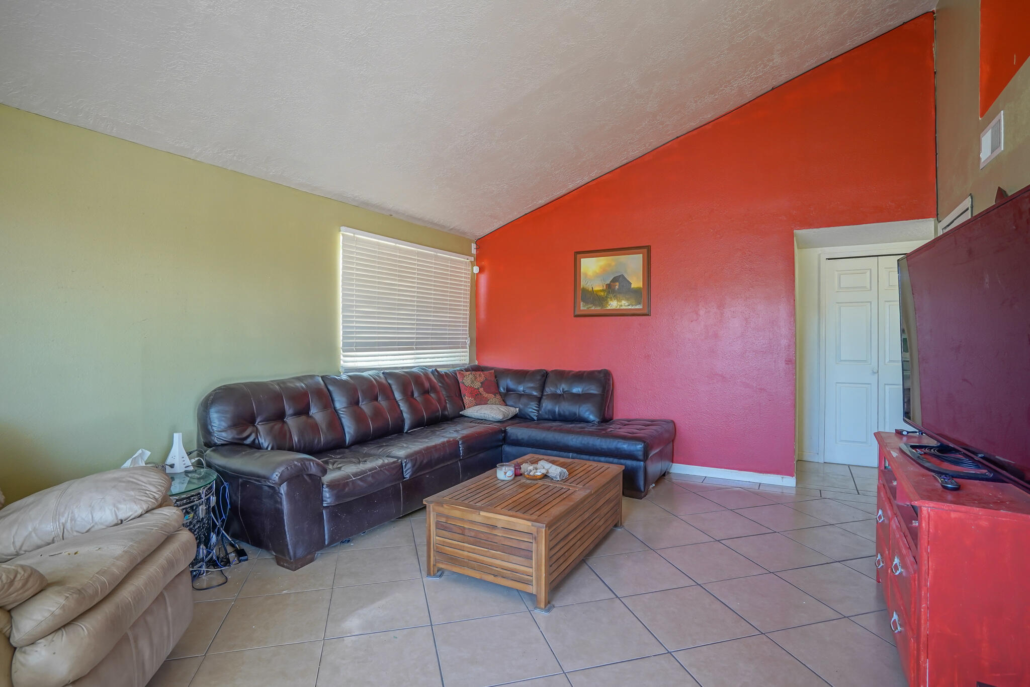 78 PECOS Loop SE