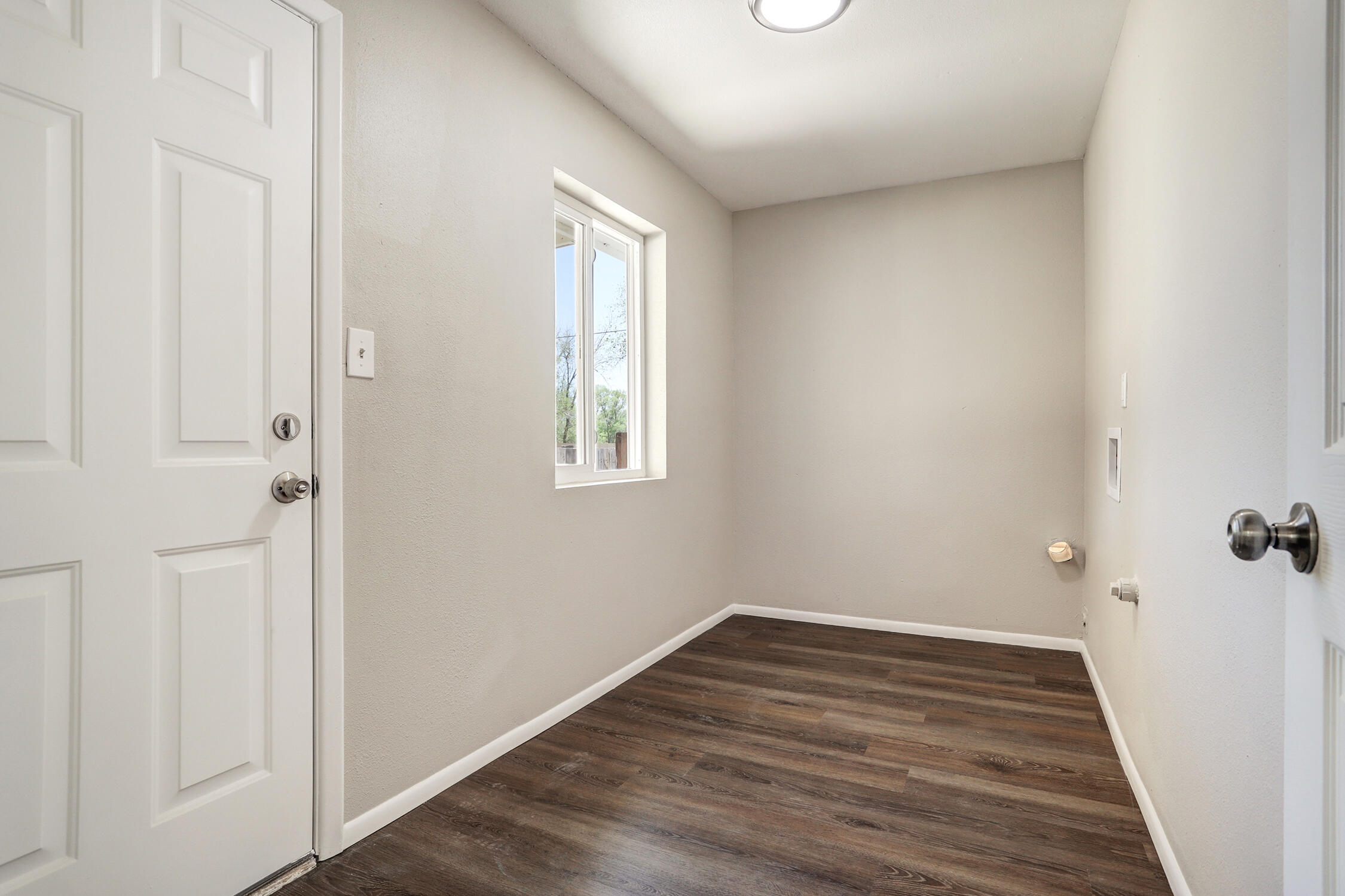 520 GABALDON Road