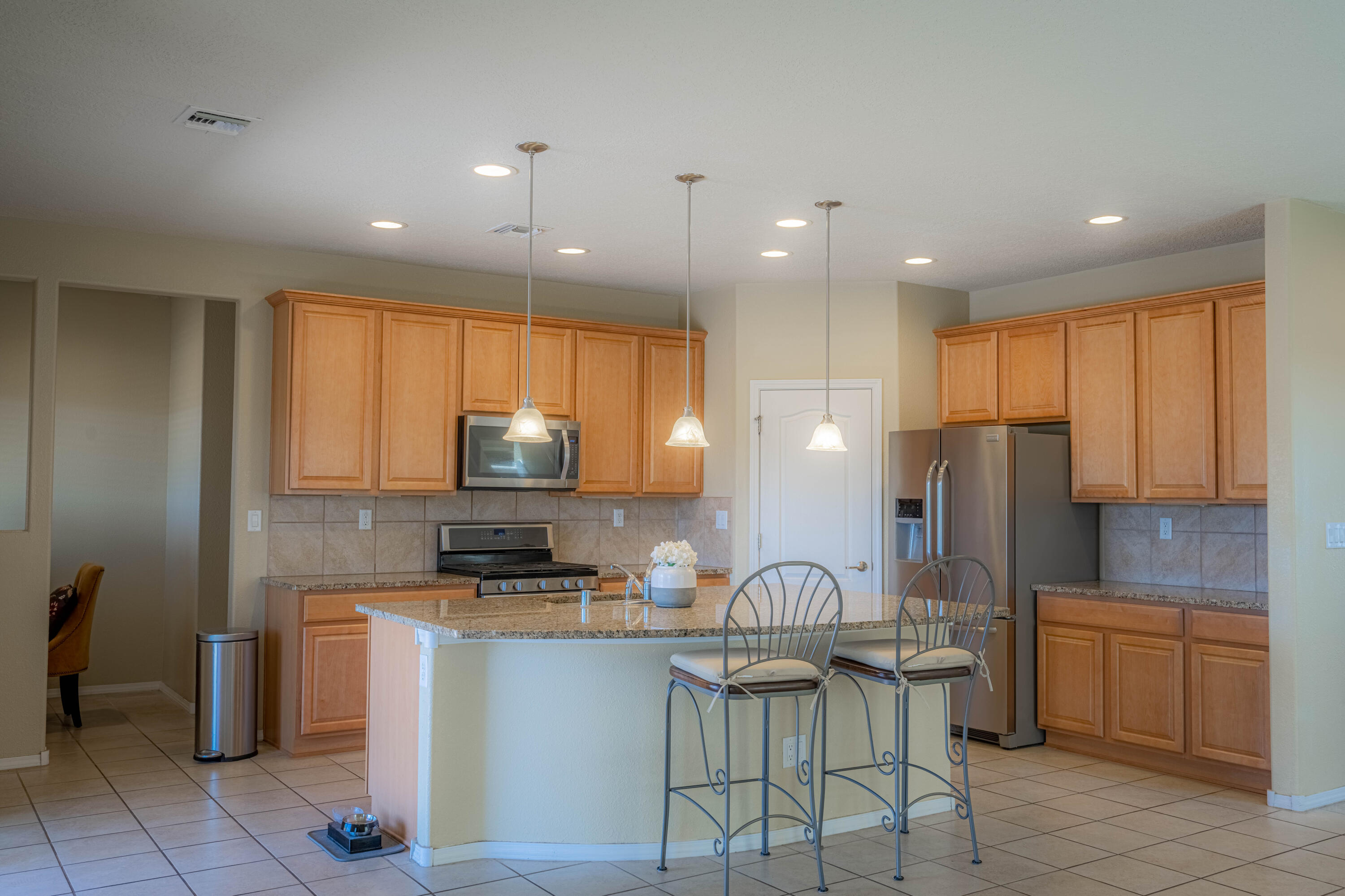 3141 LLANO VISTA Court NE