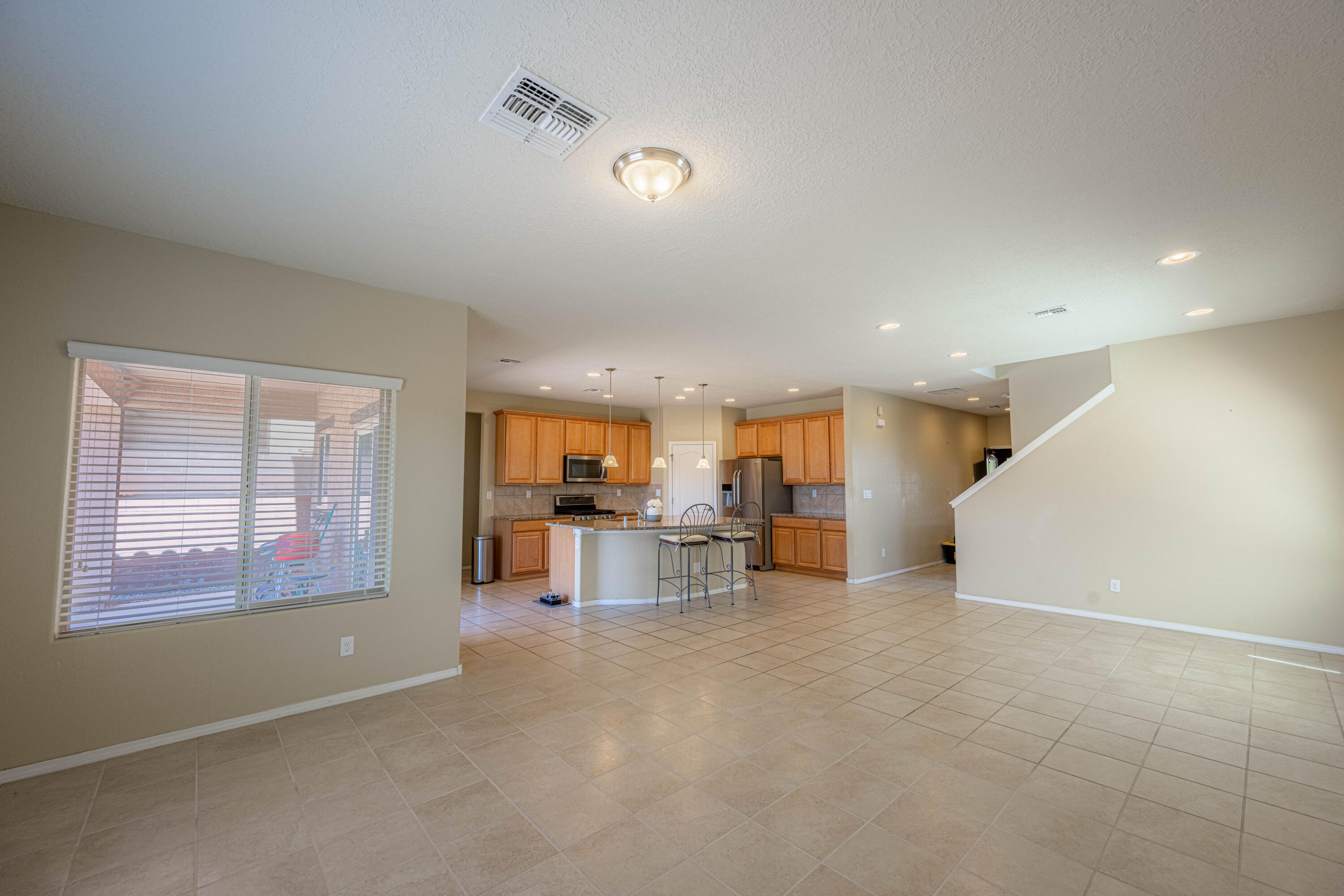 3141 LLANO VISTA Court NE