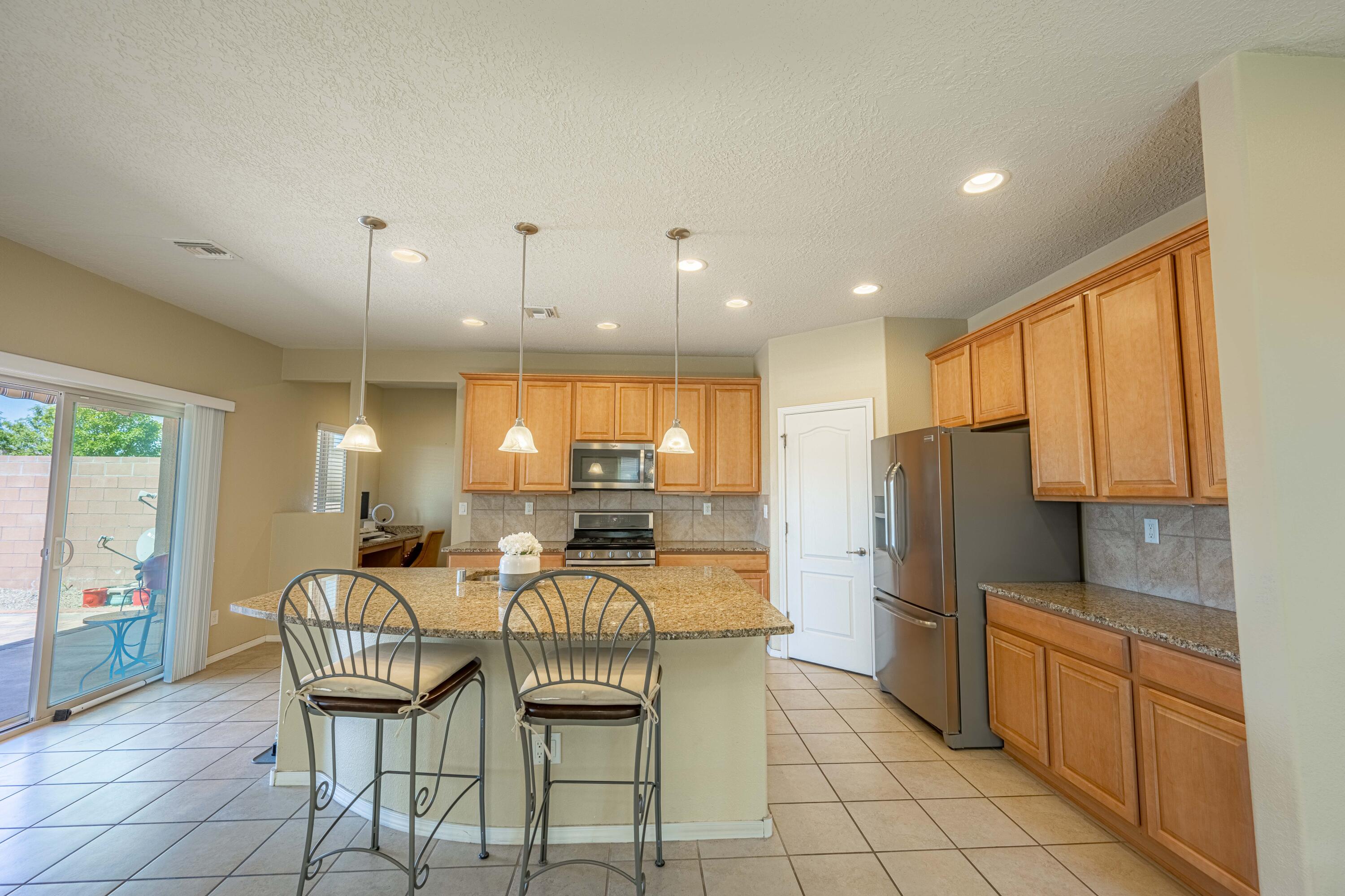 3141 LLANO VISTA Court NE