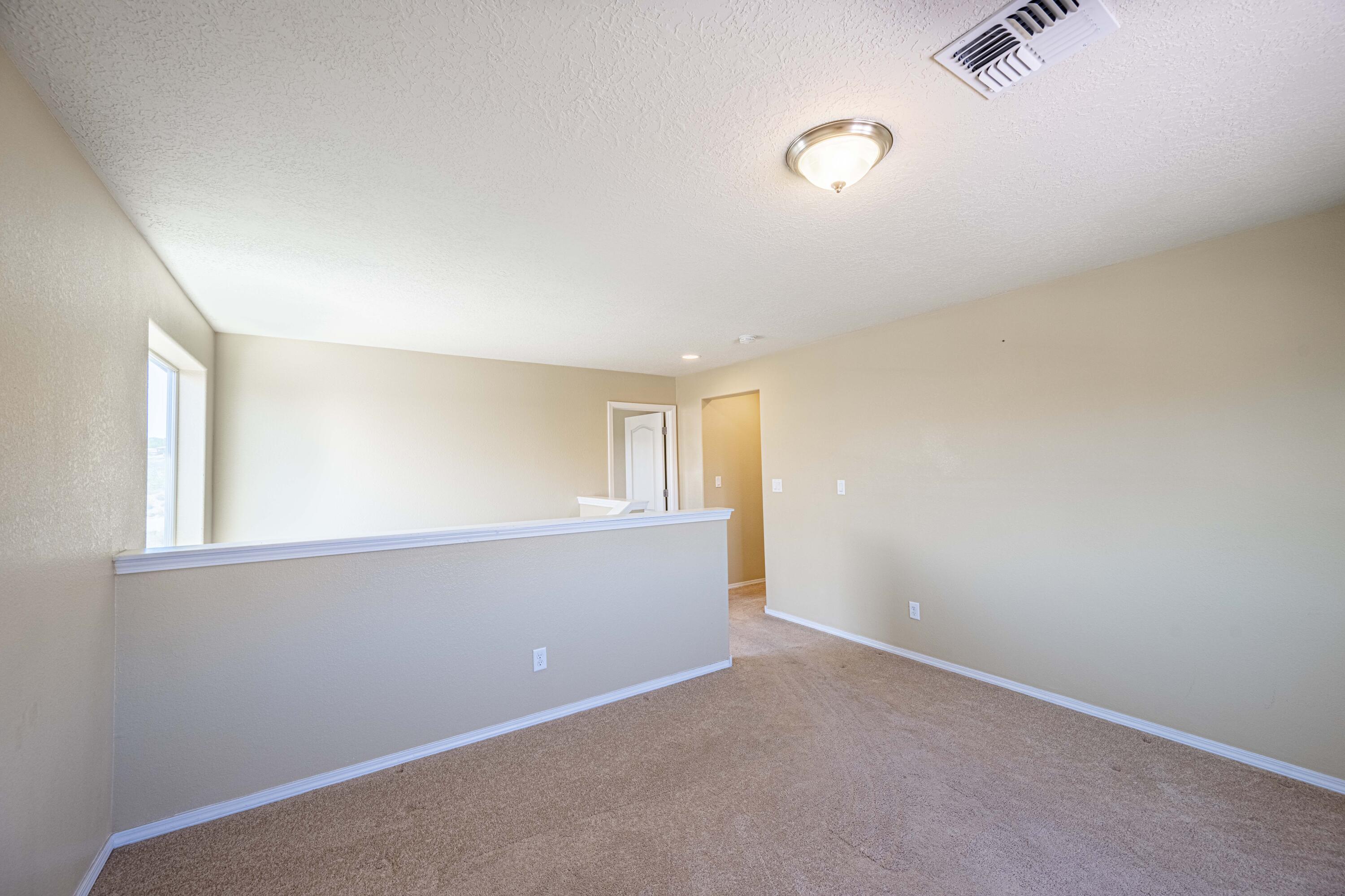 3141 LLANO VISTA Court NE
