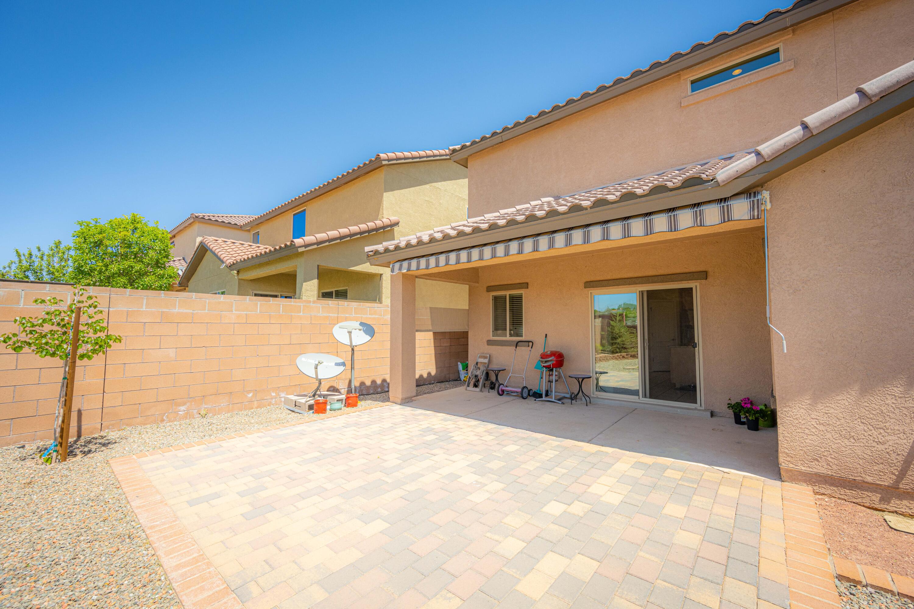 3141 LLANO VISTA Court NE