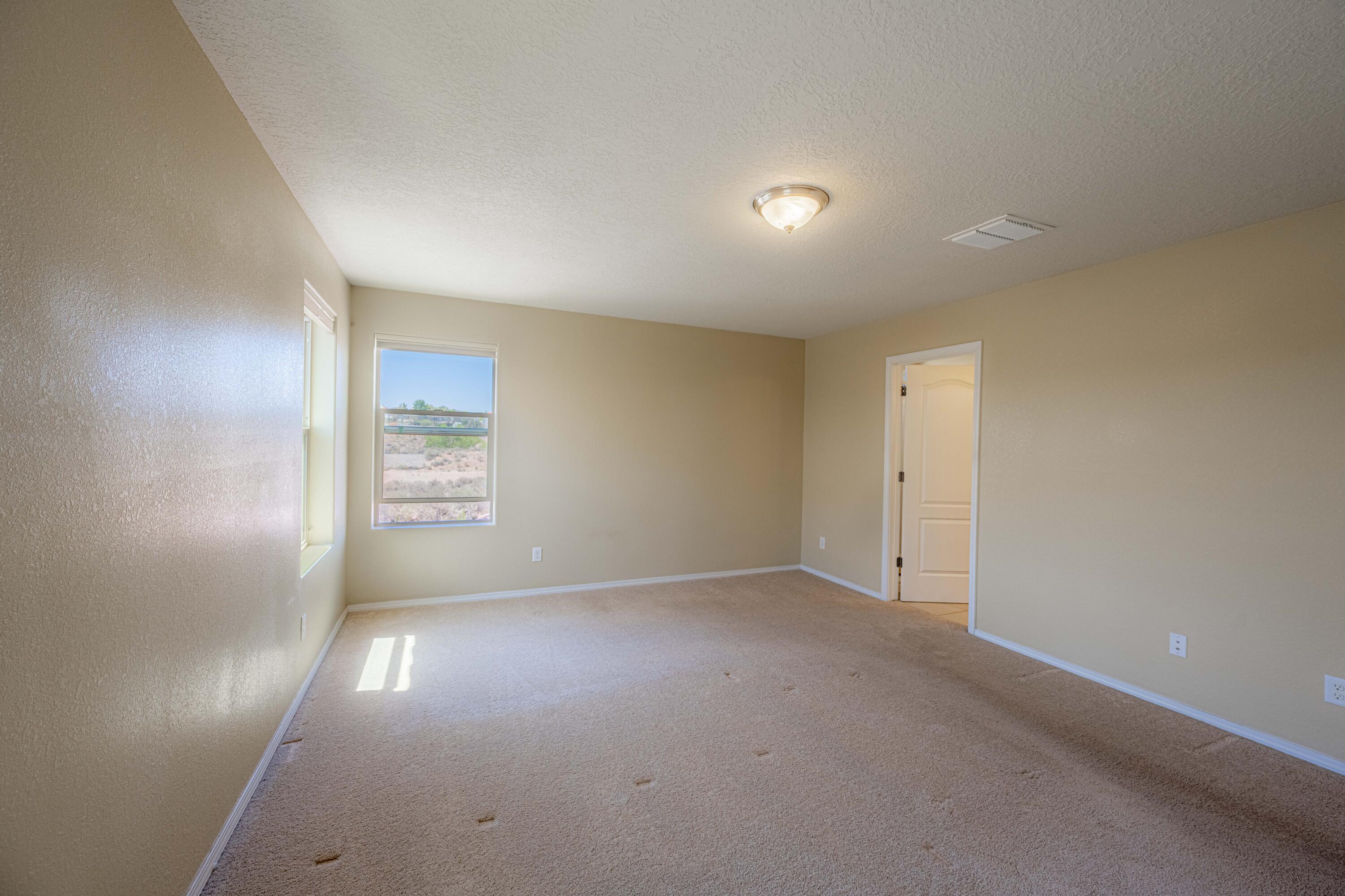 3141 LLANO VISTA Court NE