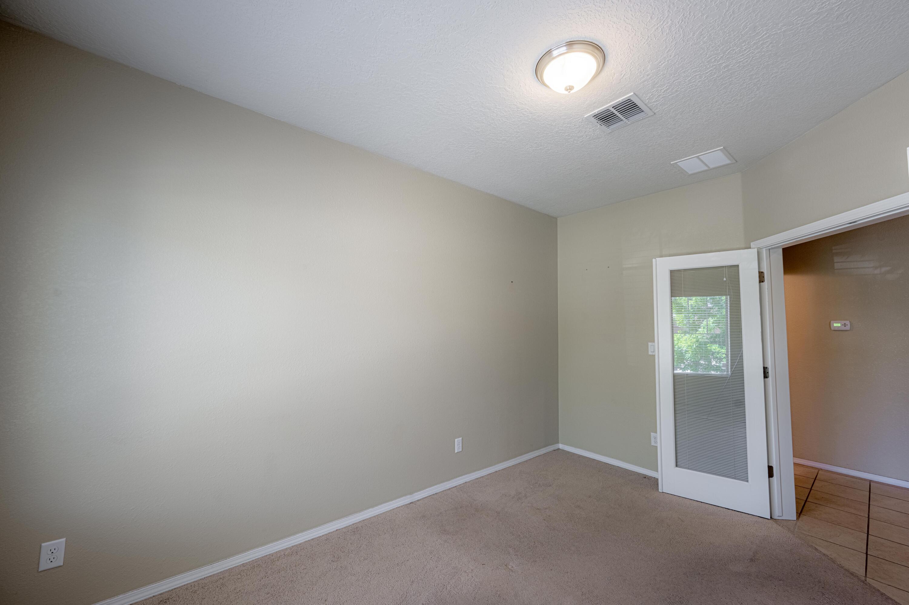 3141 LLANO VISTA Court NE
