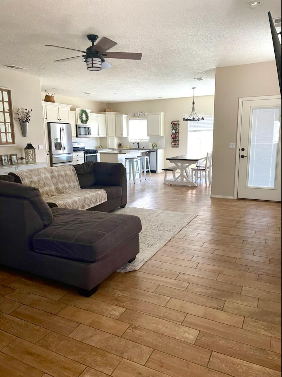 2501 SUNSET VIEW Street SW