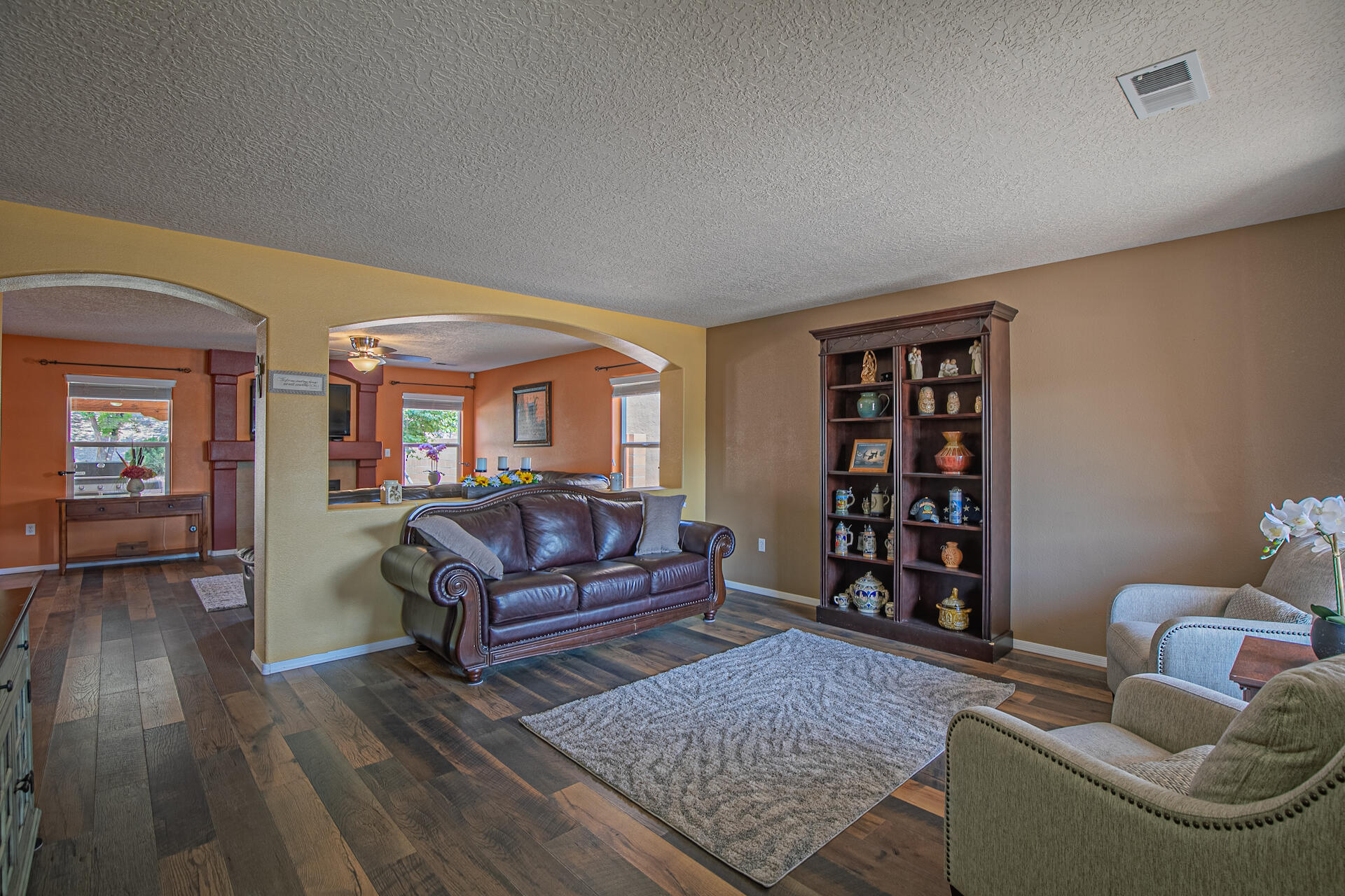 1260 COLIBRI Avenue NW
