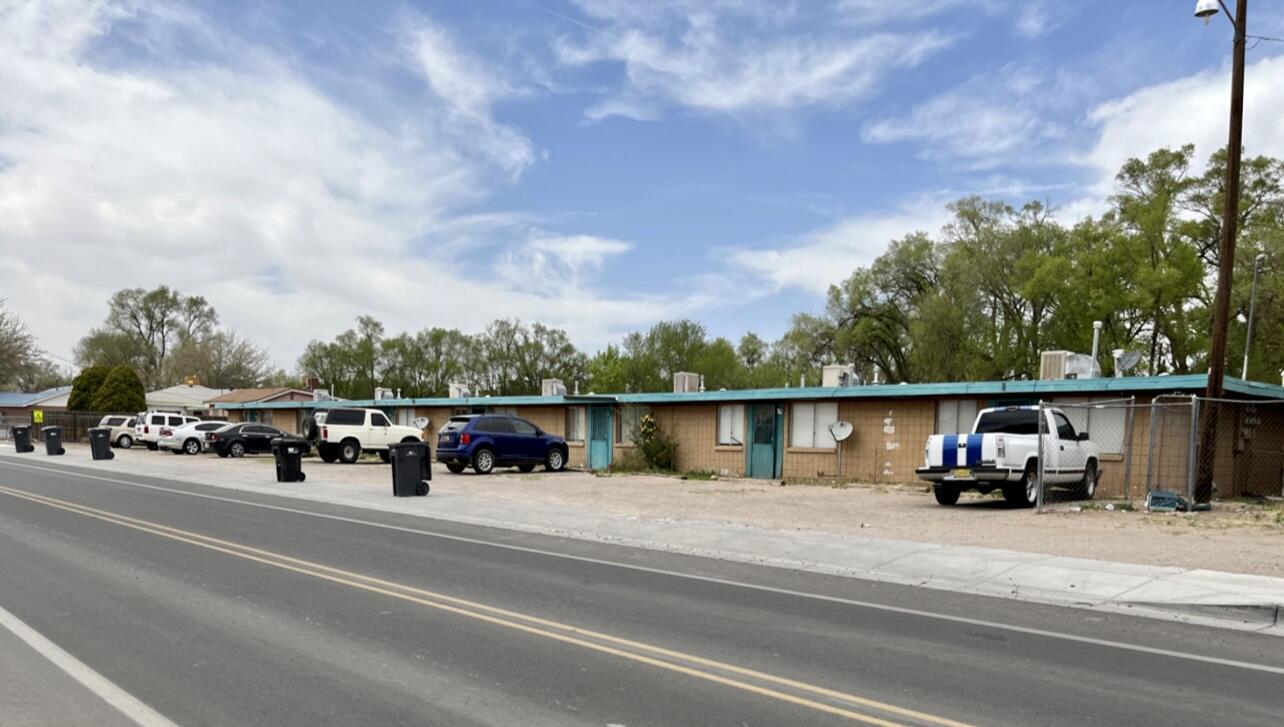 2501 BARCELONA Road SW