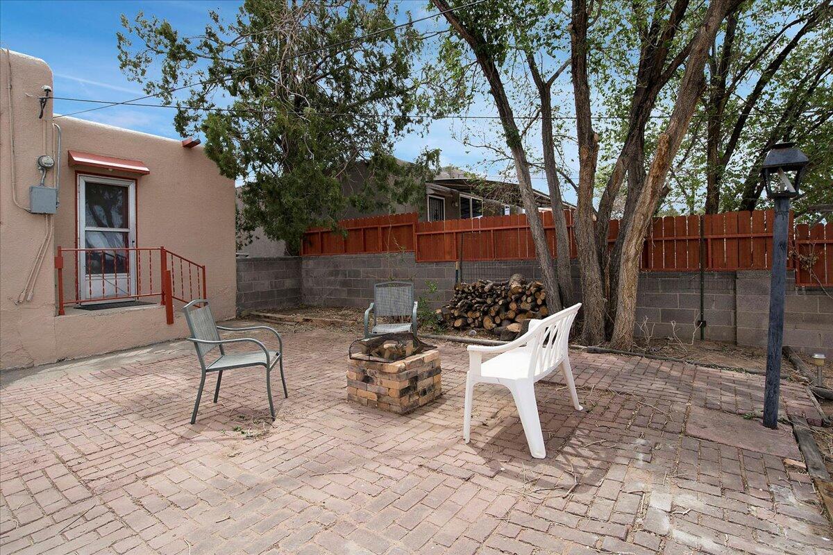 1625 CORNELL Drive SE