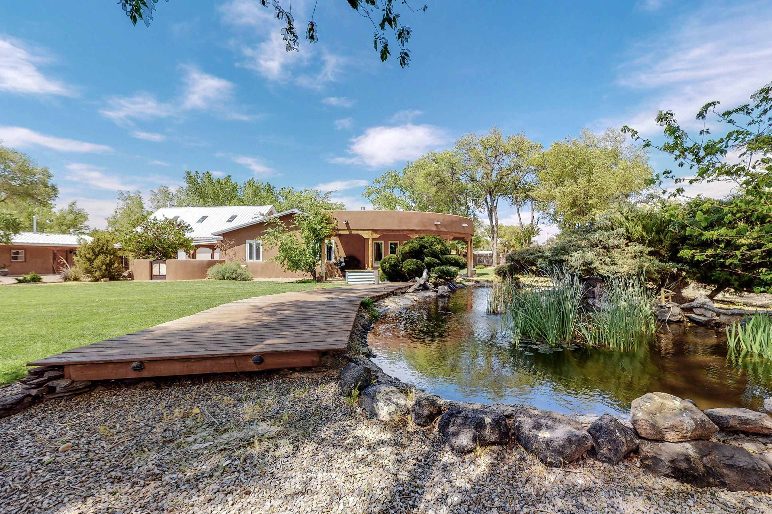 9705 GUADALUPE Trail NW