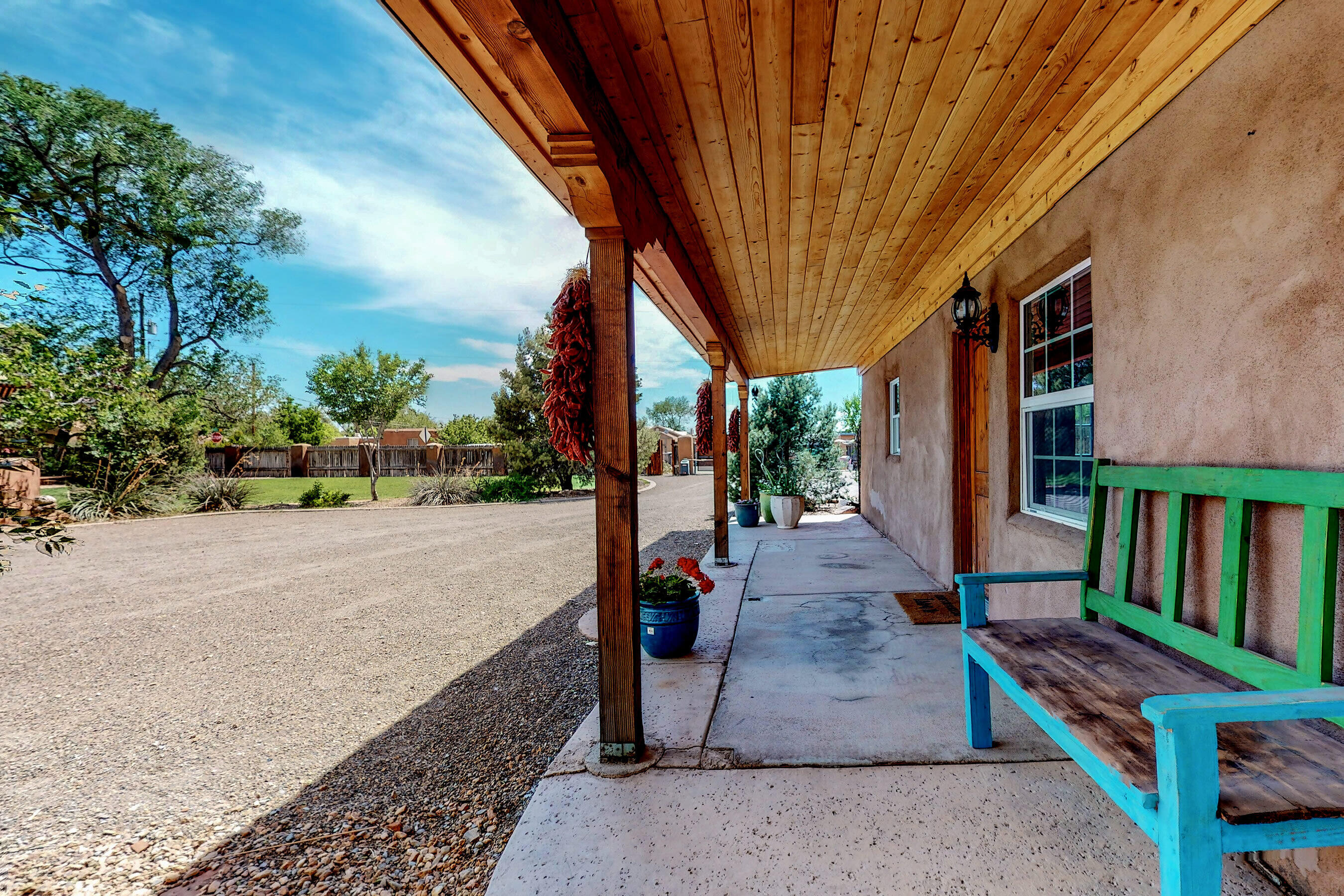 9705 GUADALUPE Trail NW