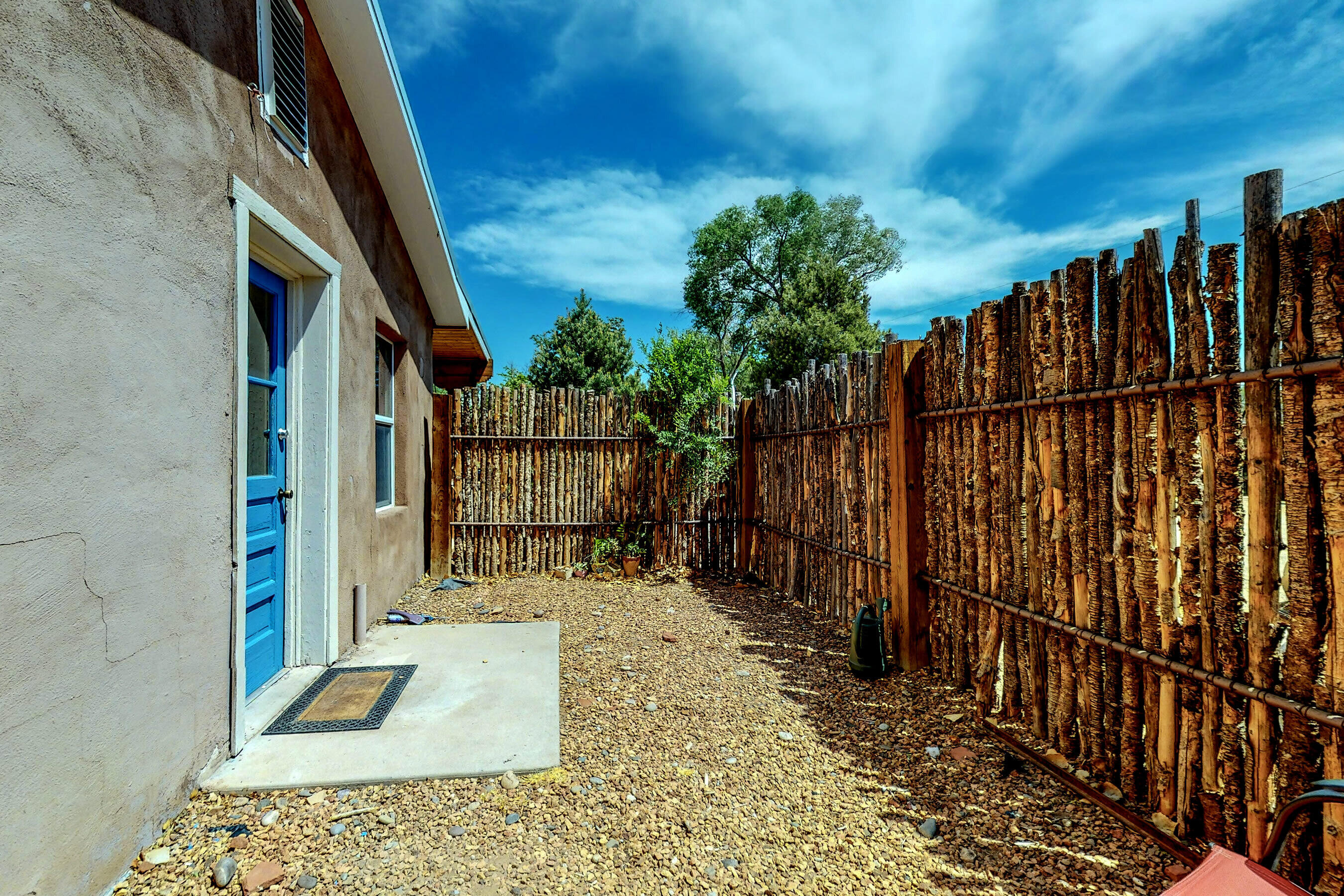 9705 GUADALUPE Trail NW