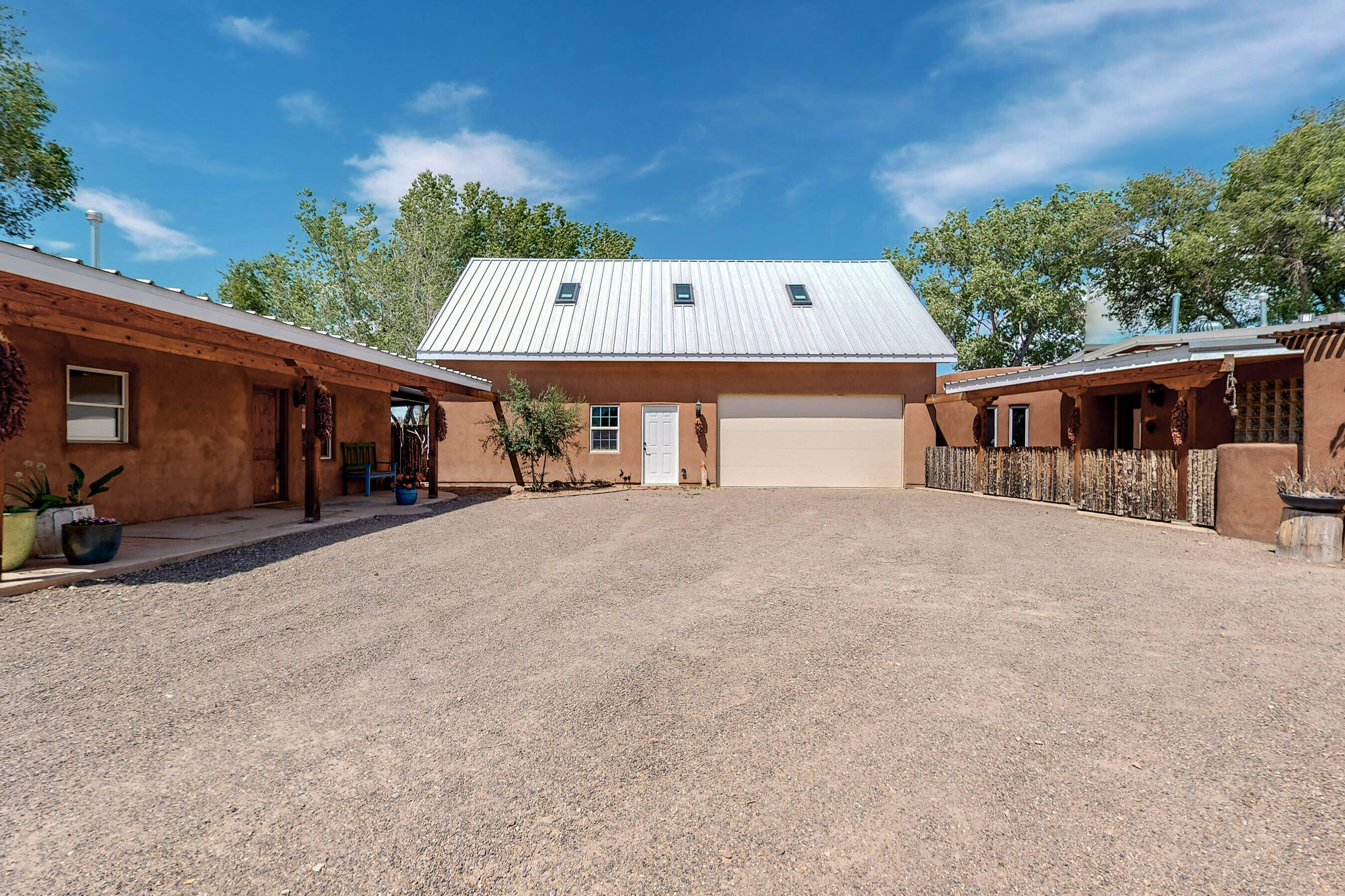9705 GUADALUPE Trail NW