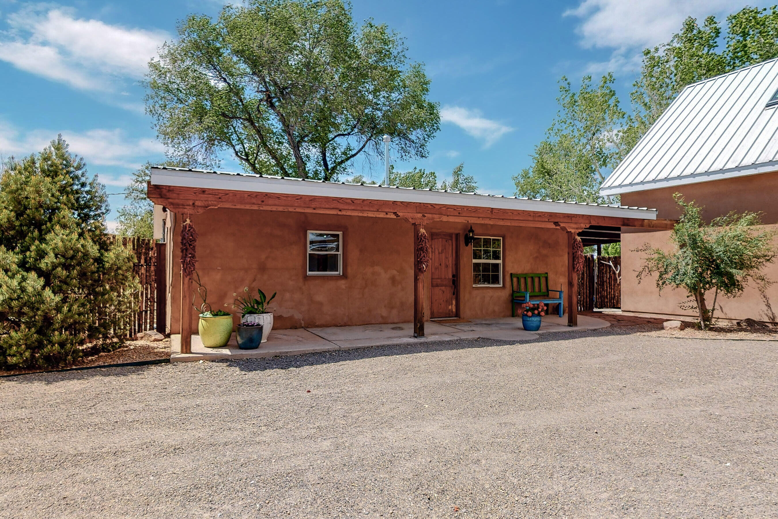 9705 GUADALUPE Trail NW