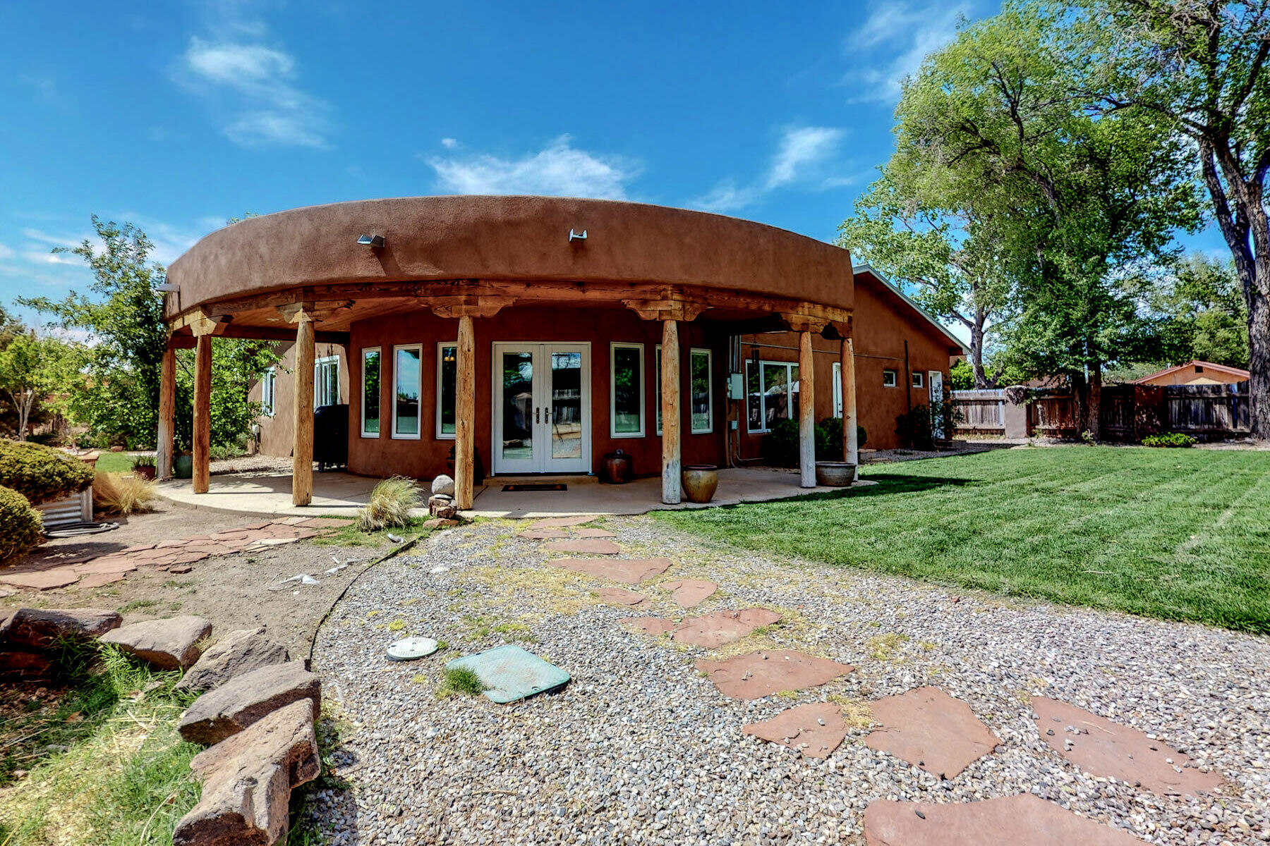 9705 GUADALUPE Trail NW